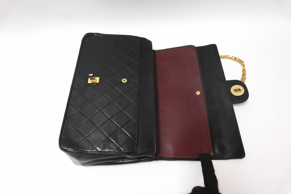 CHANEL BLACK LAMBSKIN MEDIUM FLAP BAG