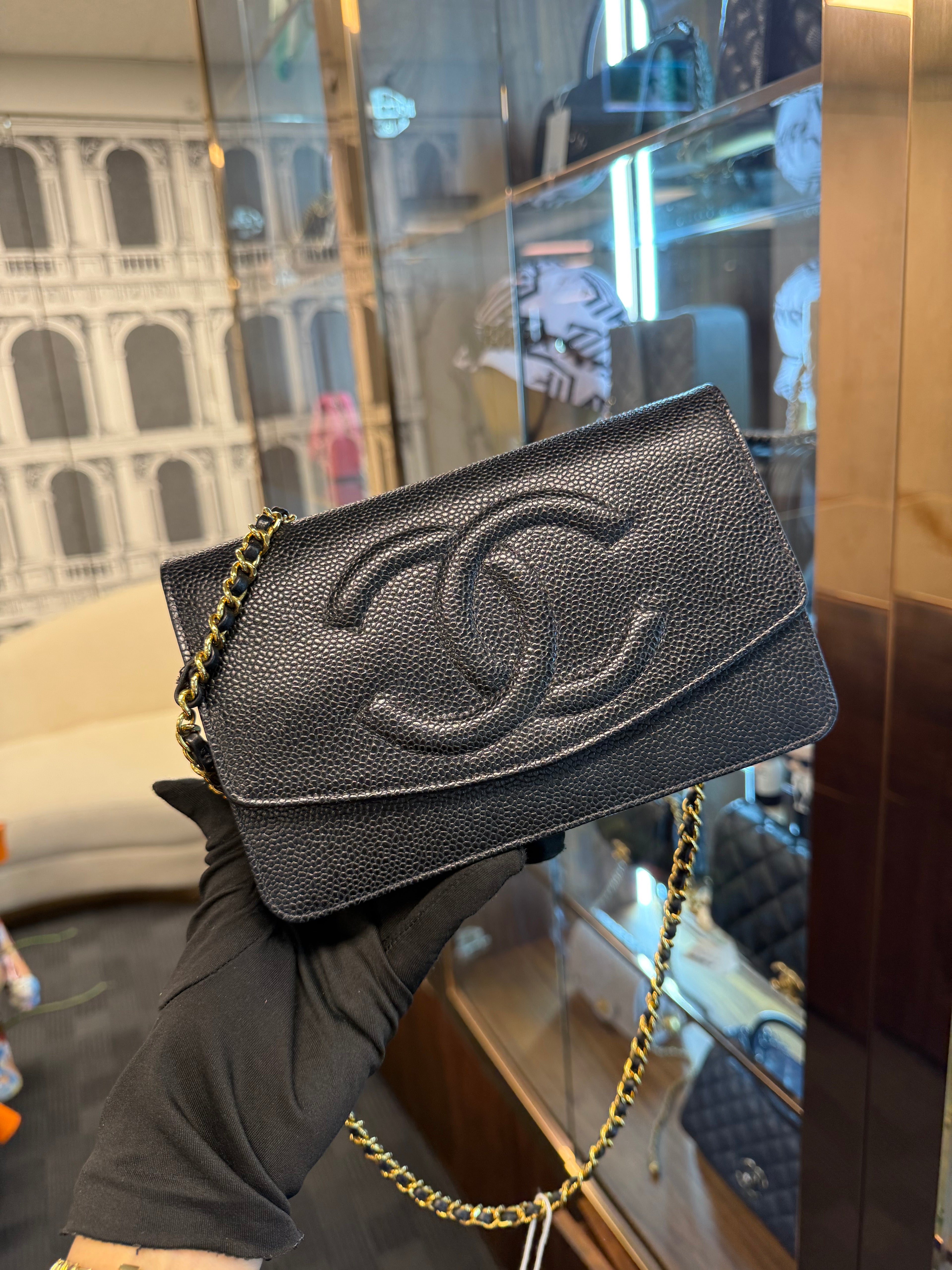 CHANEL WOC CAVIAR GHW