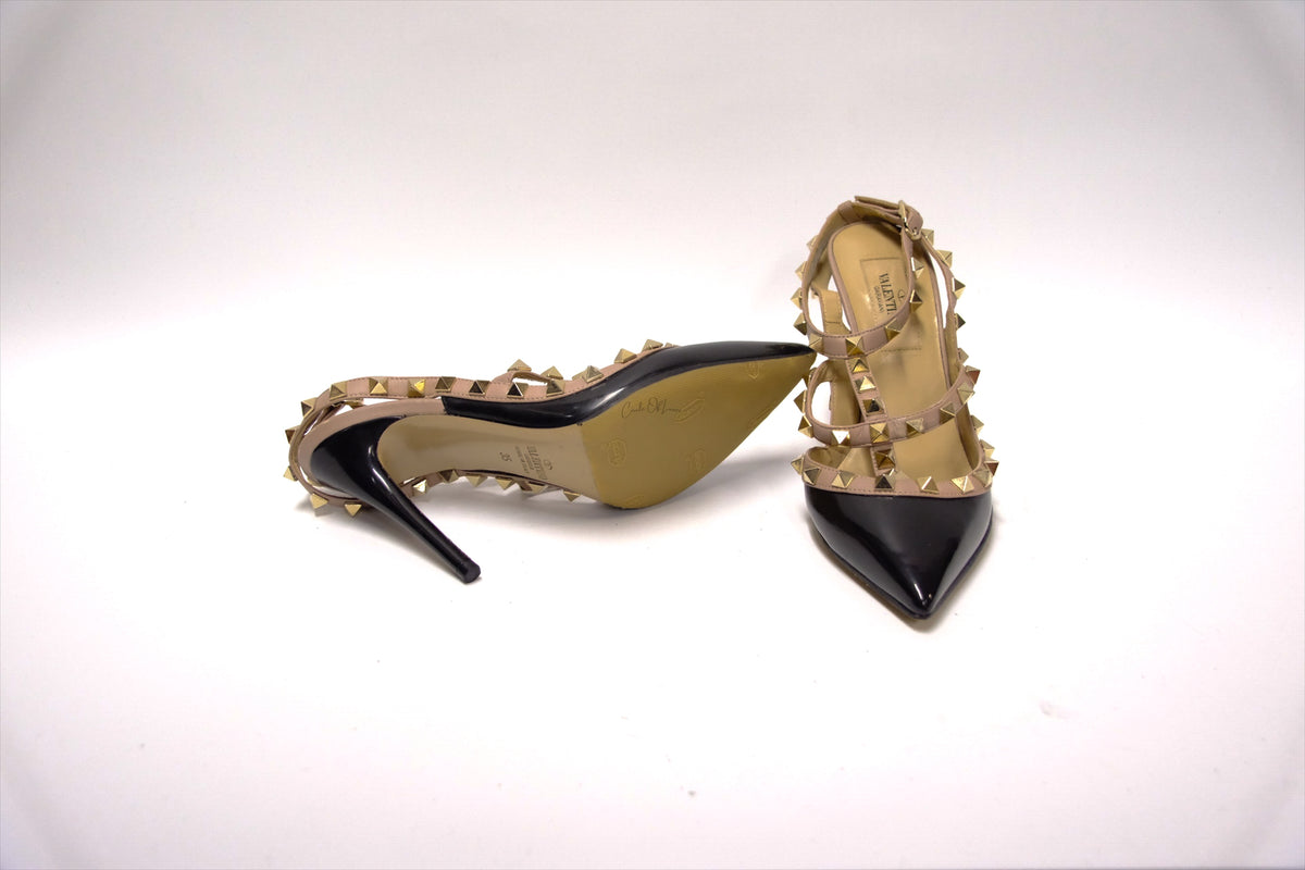 VALENTINO GARAVANI ROCKSTUD CAGED ANKLE STRAP PUMP  SIZE 35