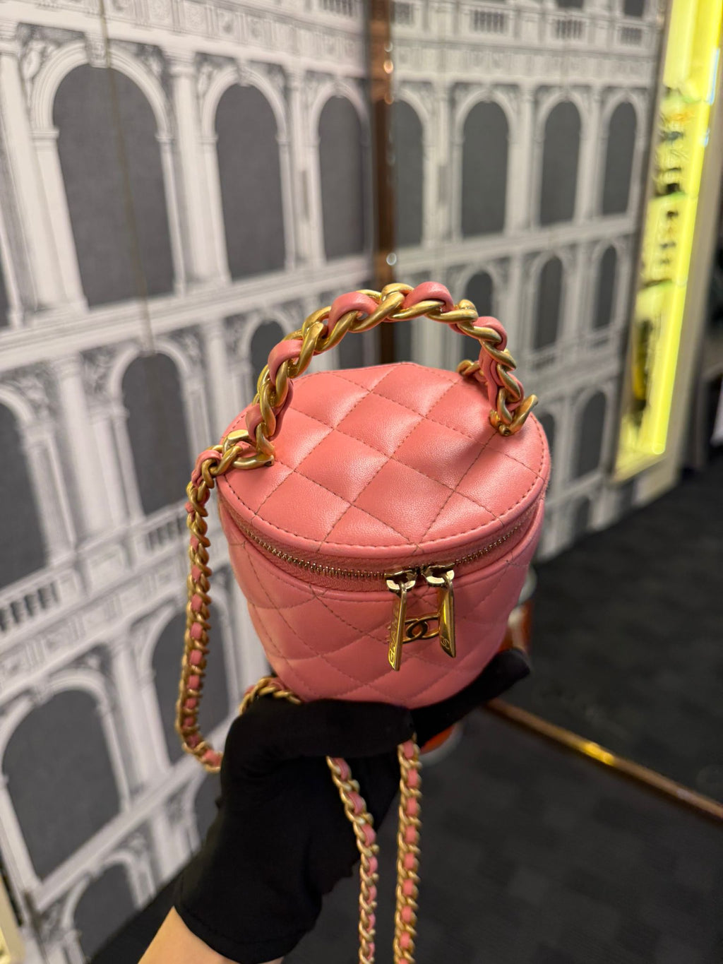 CHANEL MINI VANITY PINK BAG
