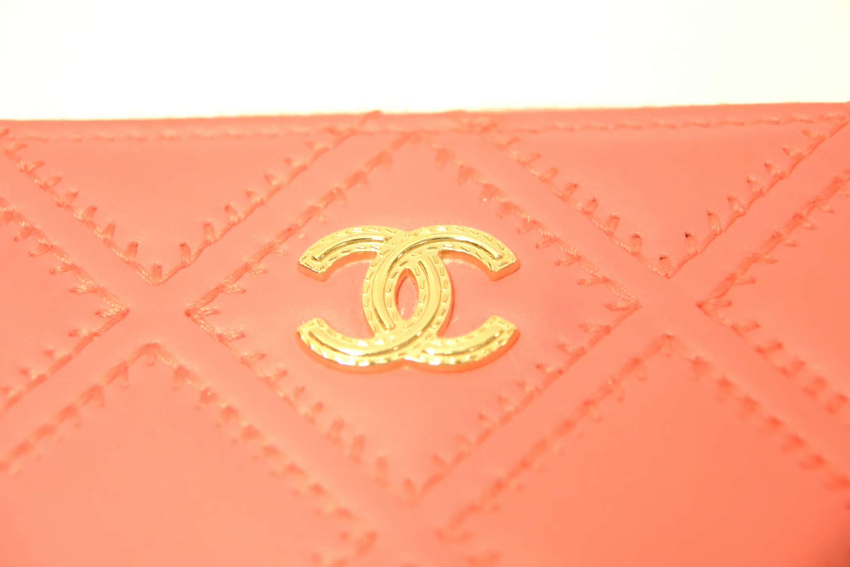 CHANEL QUILTED TASSEL ZIPPY COIN PURSE/WALLET