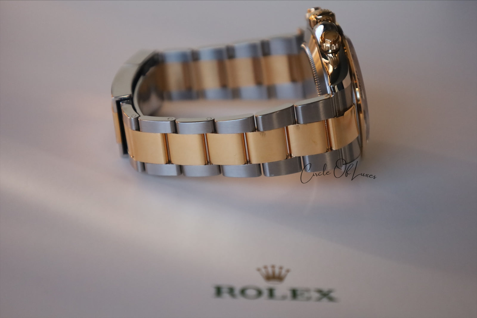 ROLEX OYSTER PERPETUAL COSMOGRAPH DAYTONA CHAMPAGNE DIAL