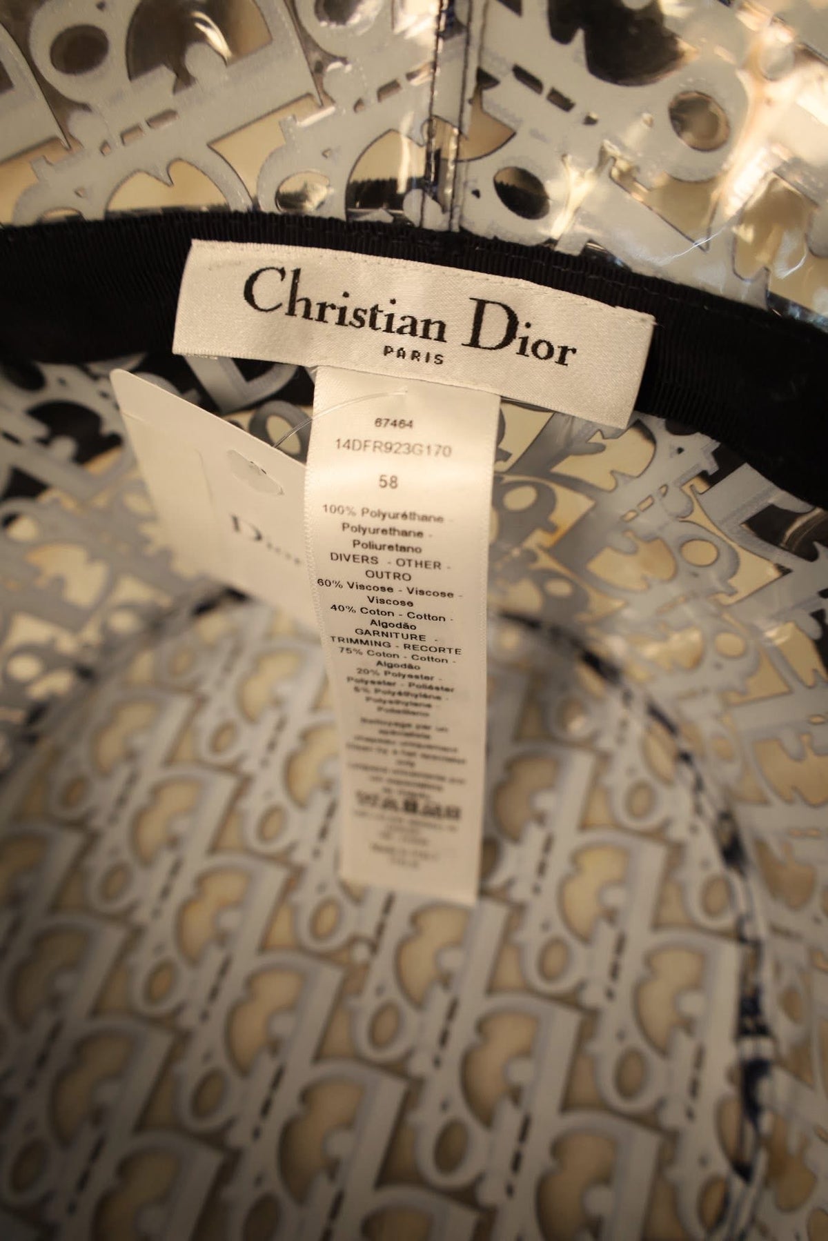 CHRISTIAN DIOR POLYURETHAN MARINE PVC BUCKET HAT SIZE 58