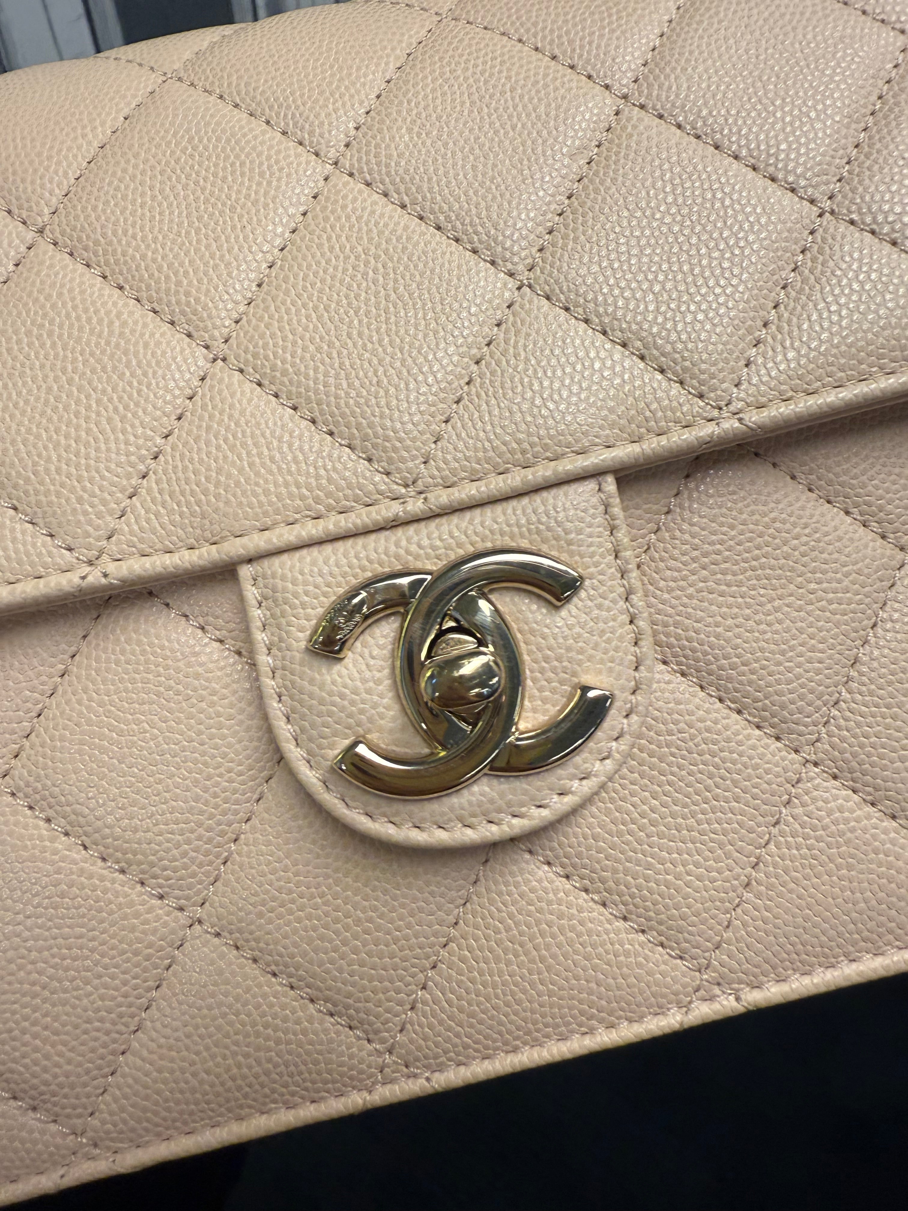 CHANEL LIKE A WALLET LIGHT PINK CAVIAR PALE GOLD HARDWEAR .