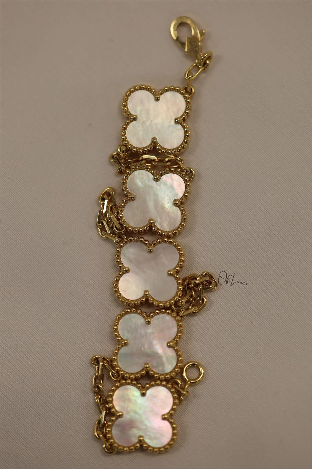 VANCLEEF & ARPEL 5 MOTIF BRACLET MOP YG