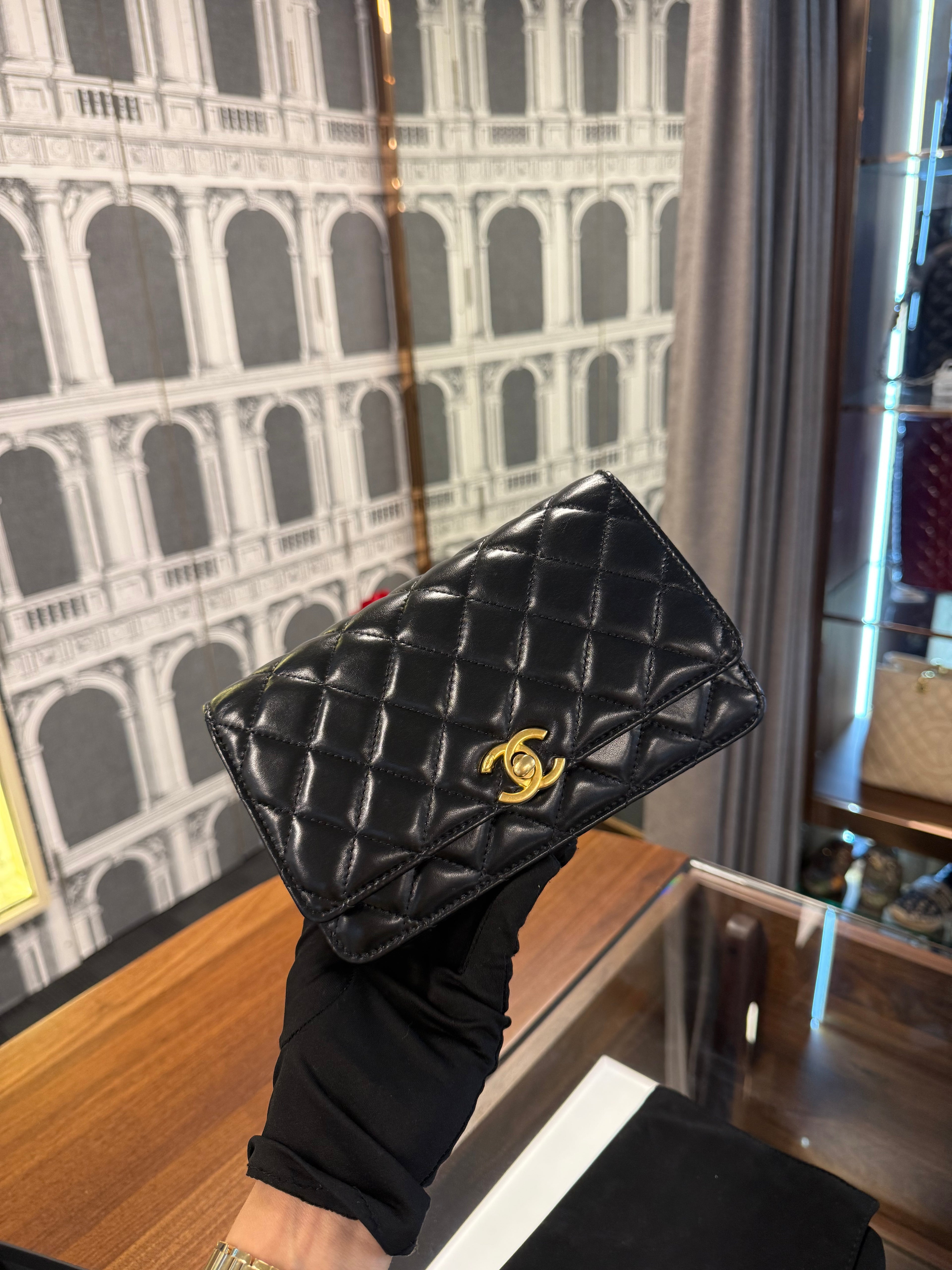 CHANEL BLACK WALLET ON CHAIN SEASONAL GHW