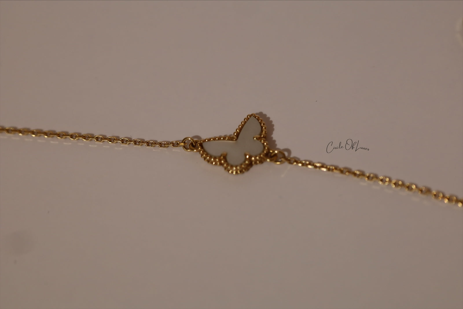 VANCLEEF  & APRELS SWEET BUTTERFLY BRACELET MOP 18k YG