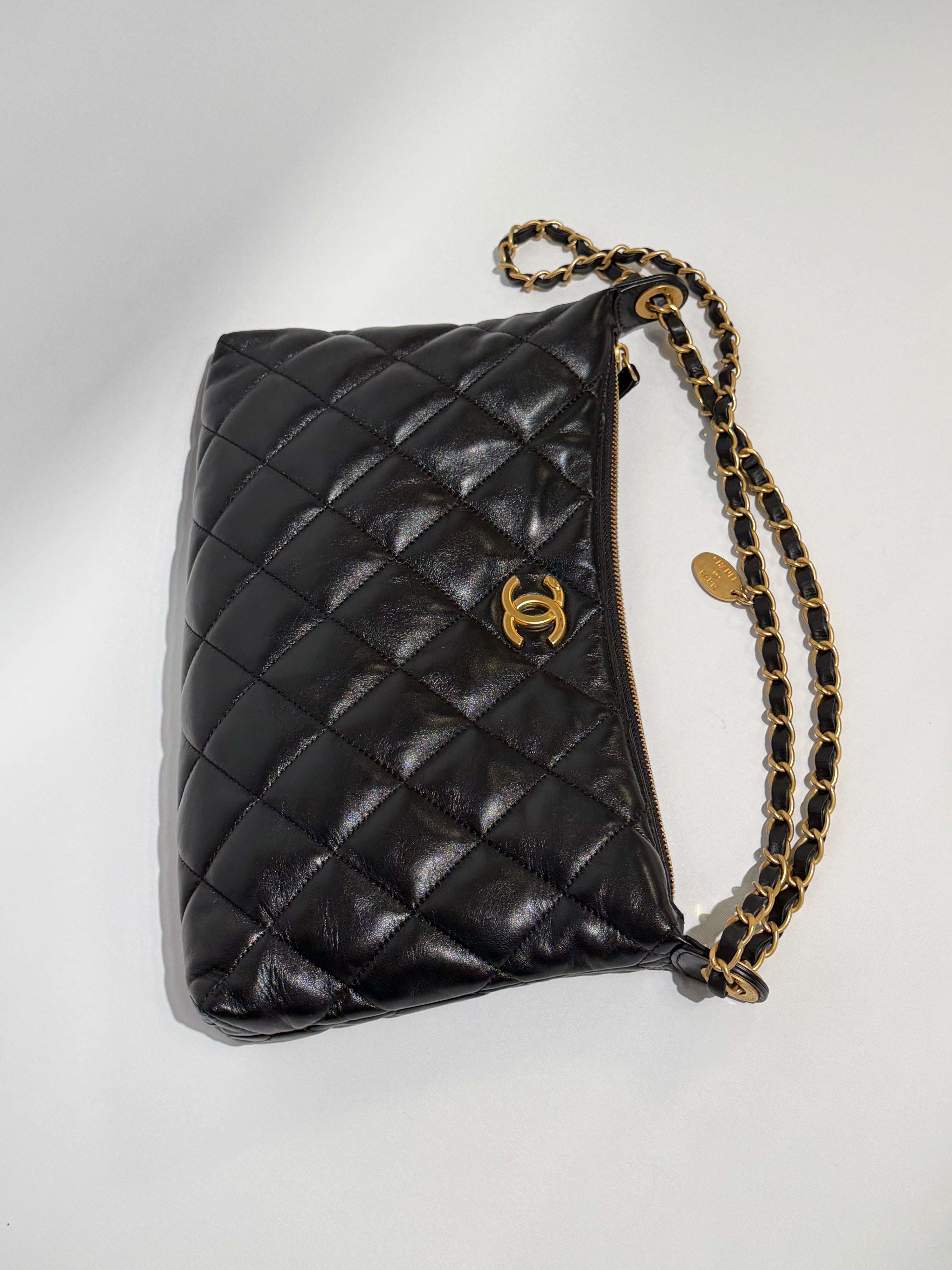 CHANEL HOBO 25s 26cm BLACK GHW (FULLSET)