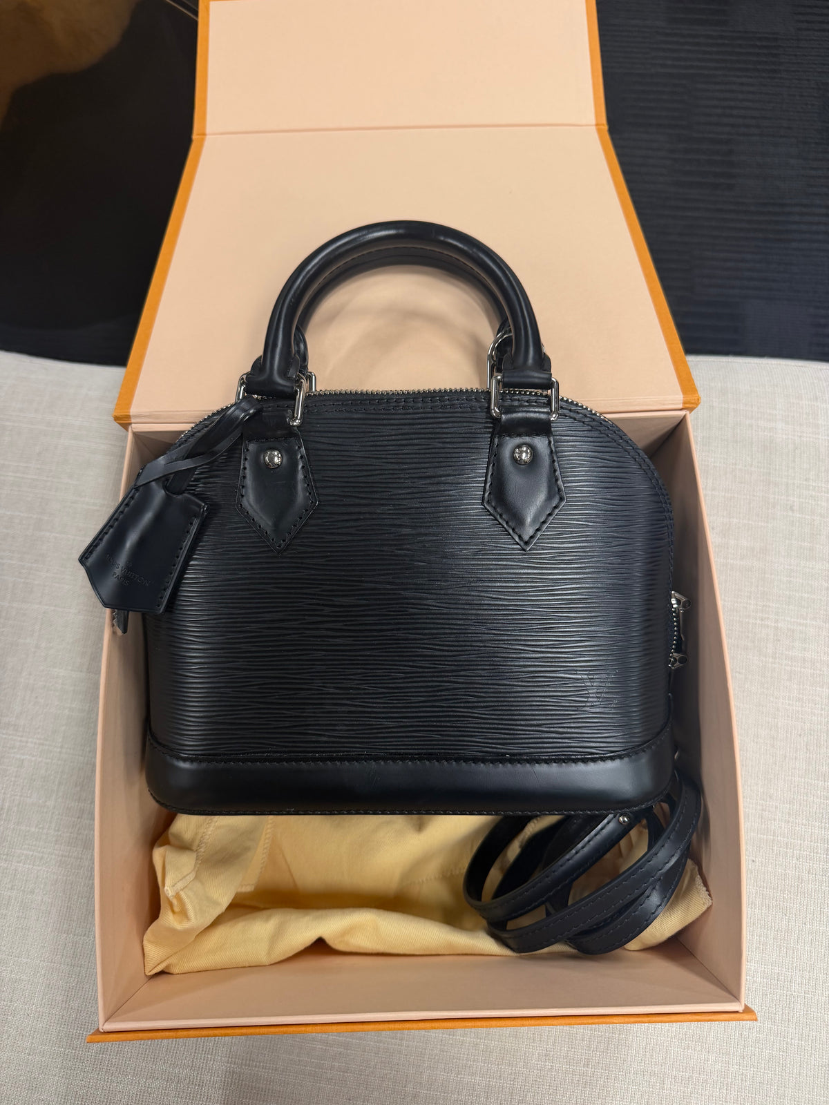 ALMA BB EPI BLACK SHW