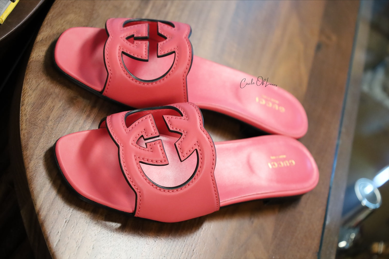 GUCCI GG SLIDE PINK CALFKSIN LEATHER SIZE 37 1/2