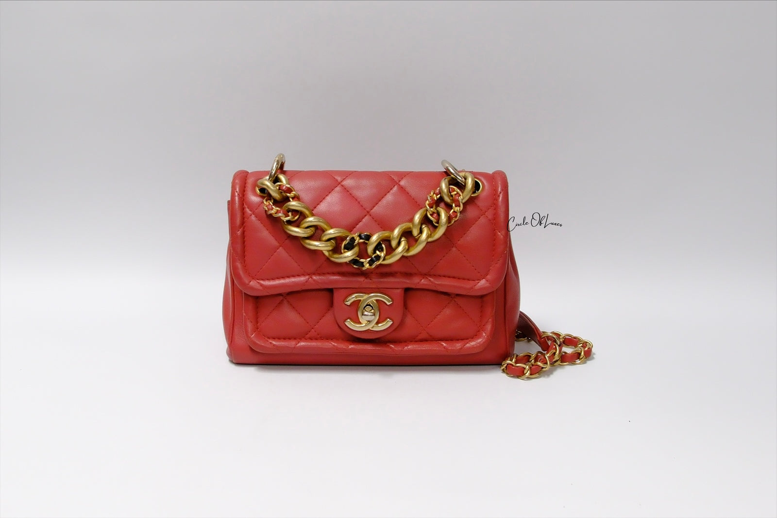 CHANEL CHAIN LINKED CC FLAP LAMSKIN RED GAHW