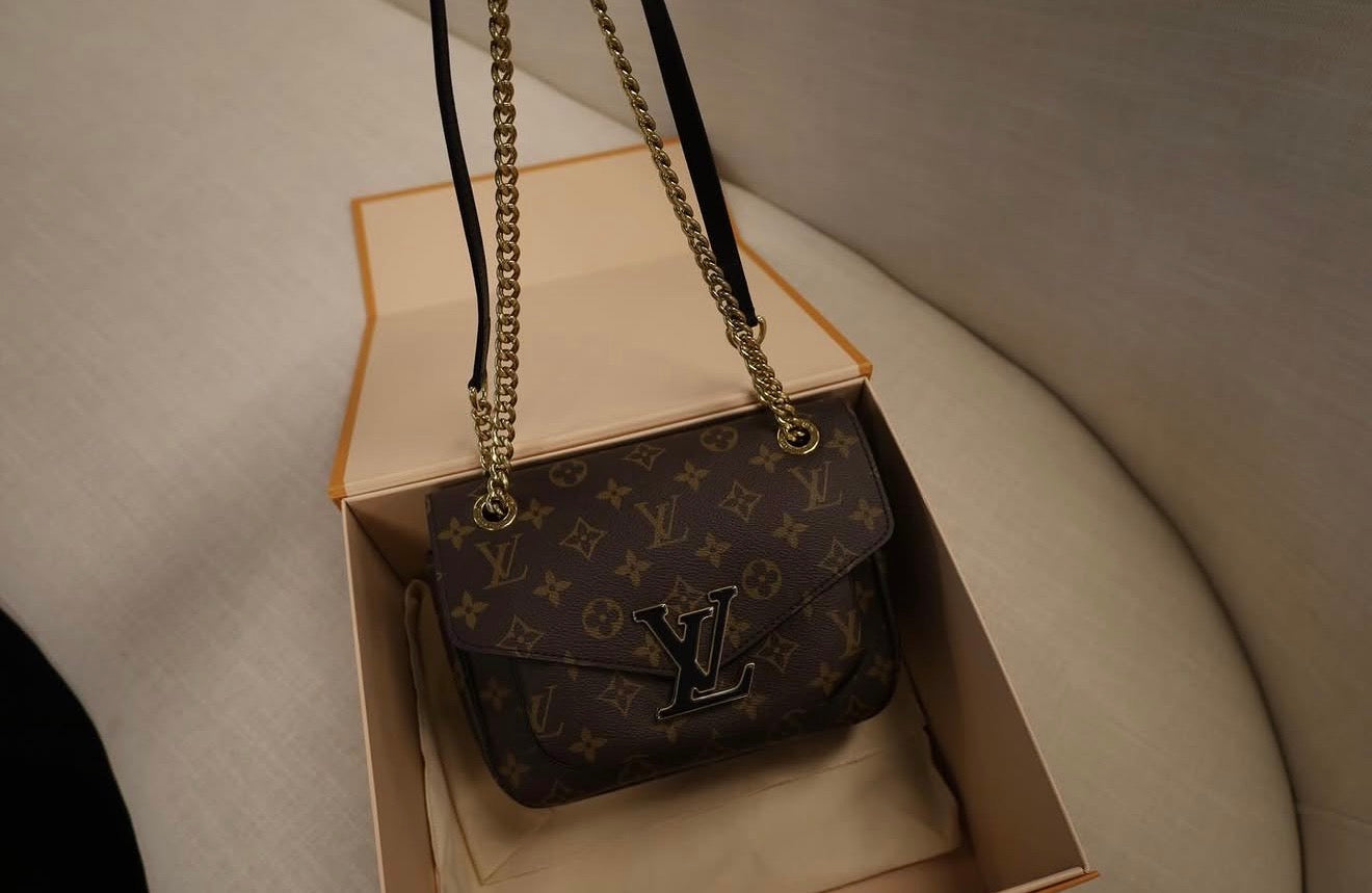 LOUIS VUITTON PASSY MONOGRAM