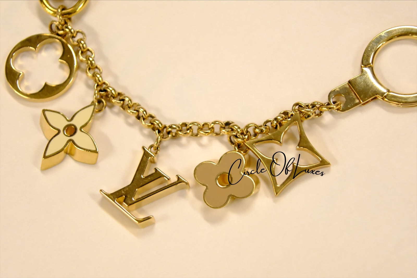 LOUIS VUITTON Fleur de Monogram Bag Charm Chain