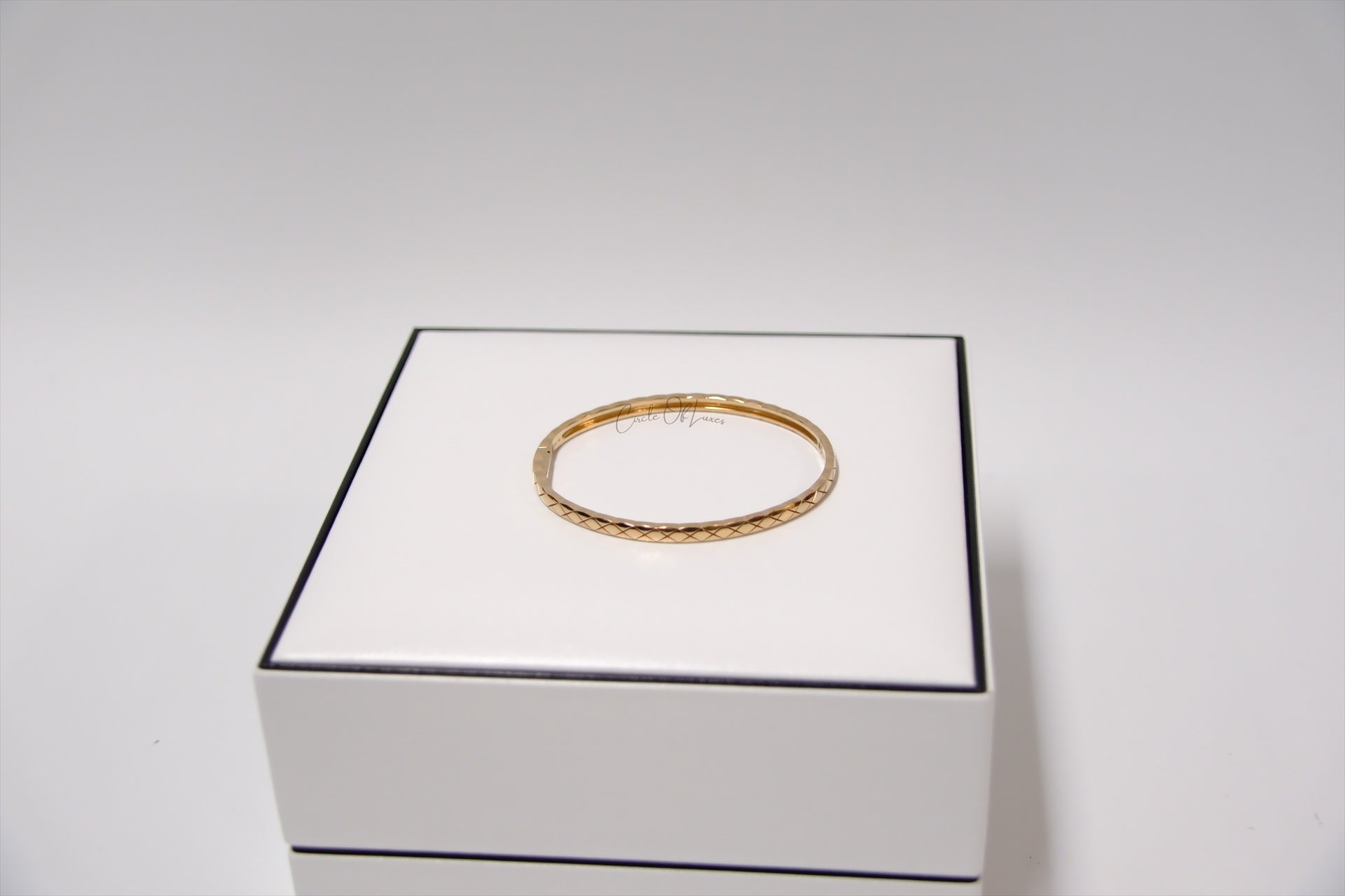 CHANEL COCO CRUSH BANGLE 18k BEIGE GOLD