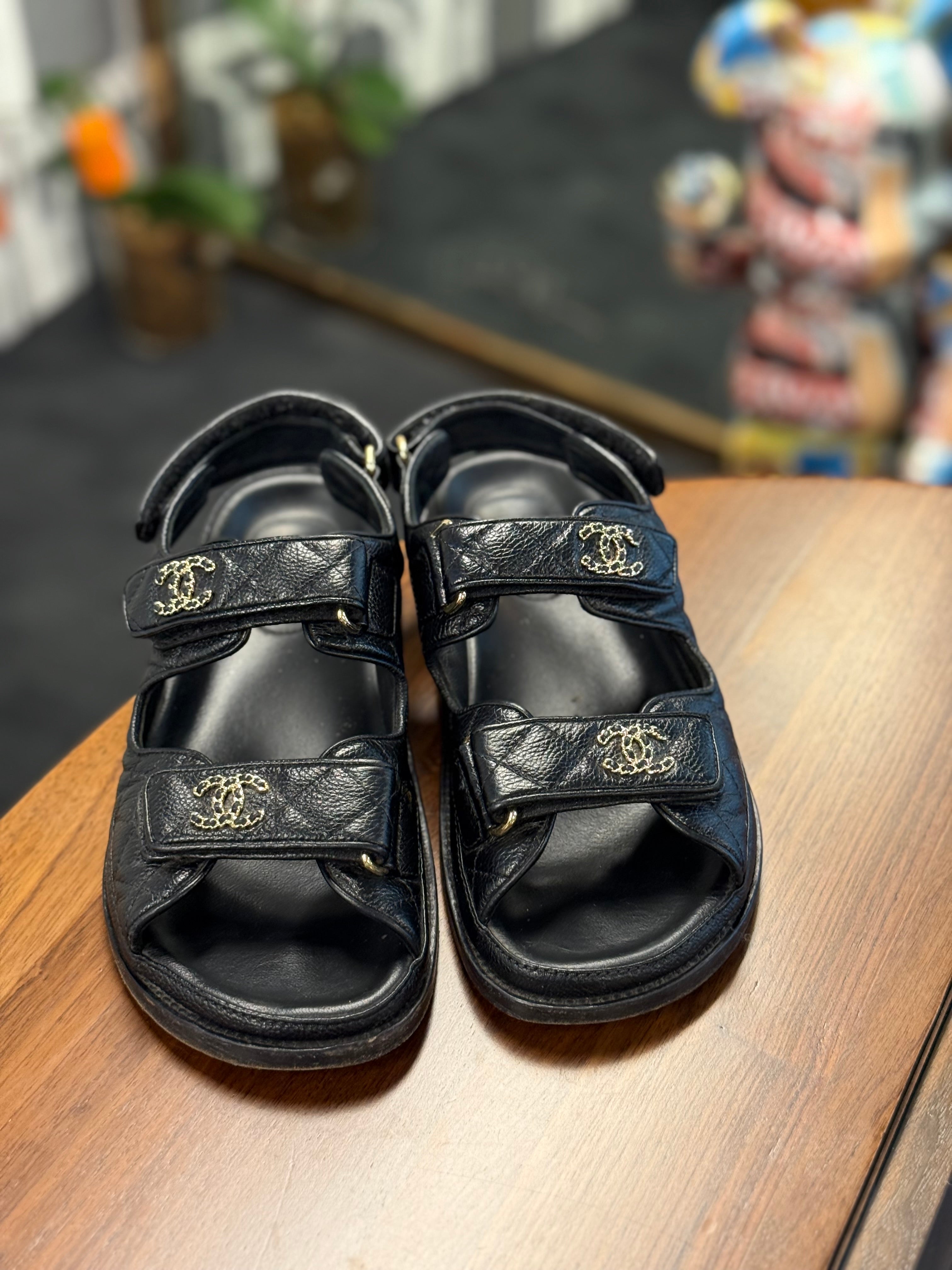 DAD SANDAL BLACK CAVIAR SIZE 37C