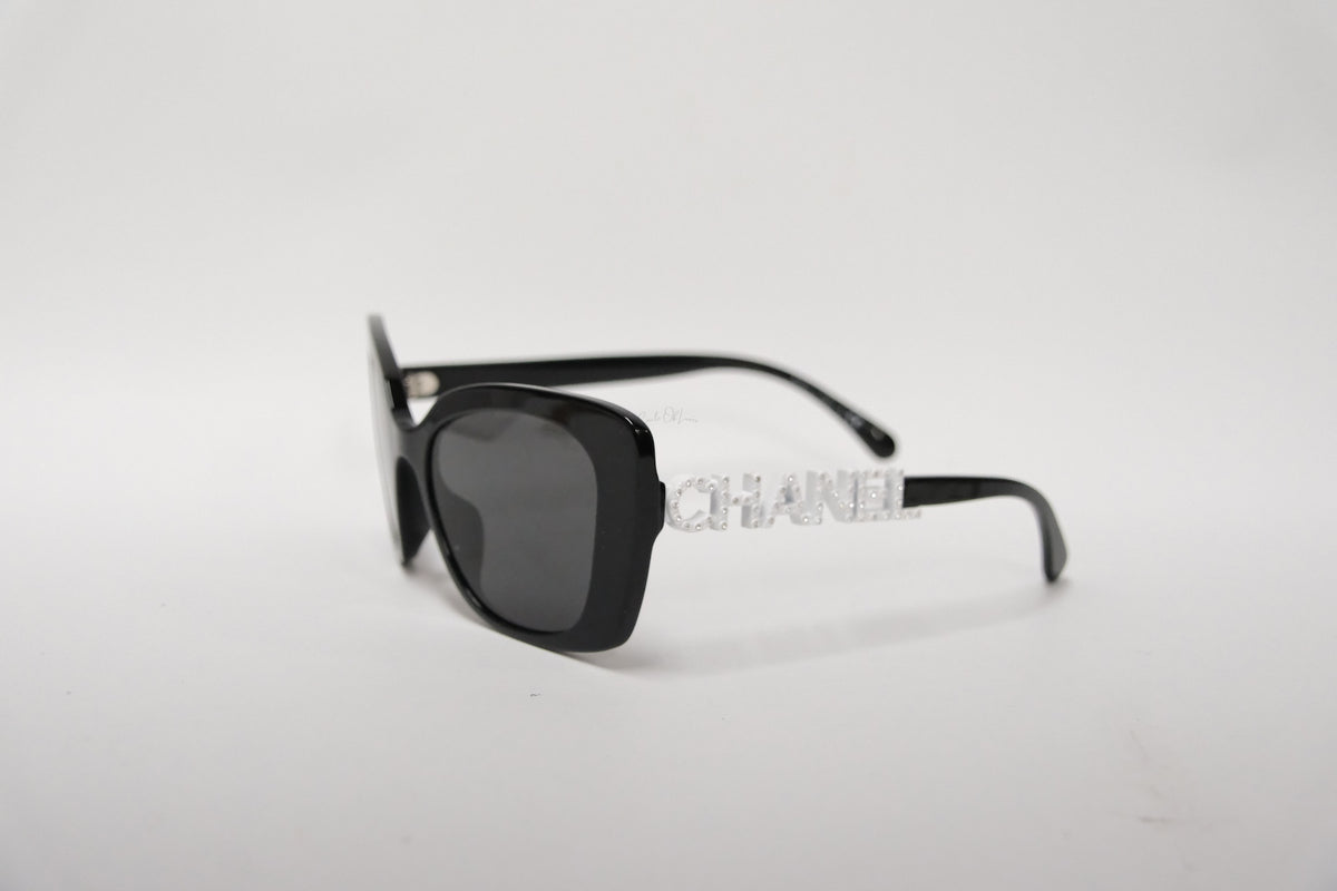 CHANEL SUNGLASS