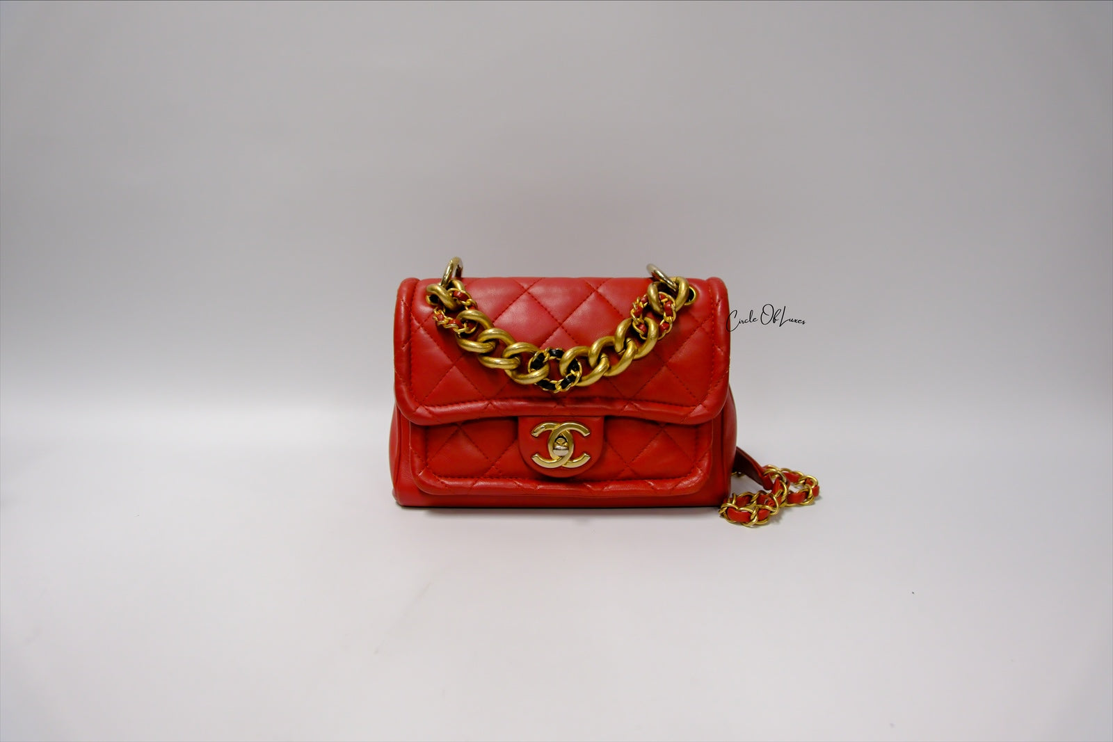 CHANEL CHAIN LINKED CC FLAP LAMSKIN RED GAHW