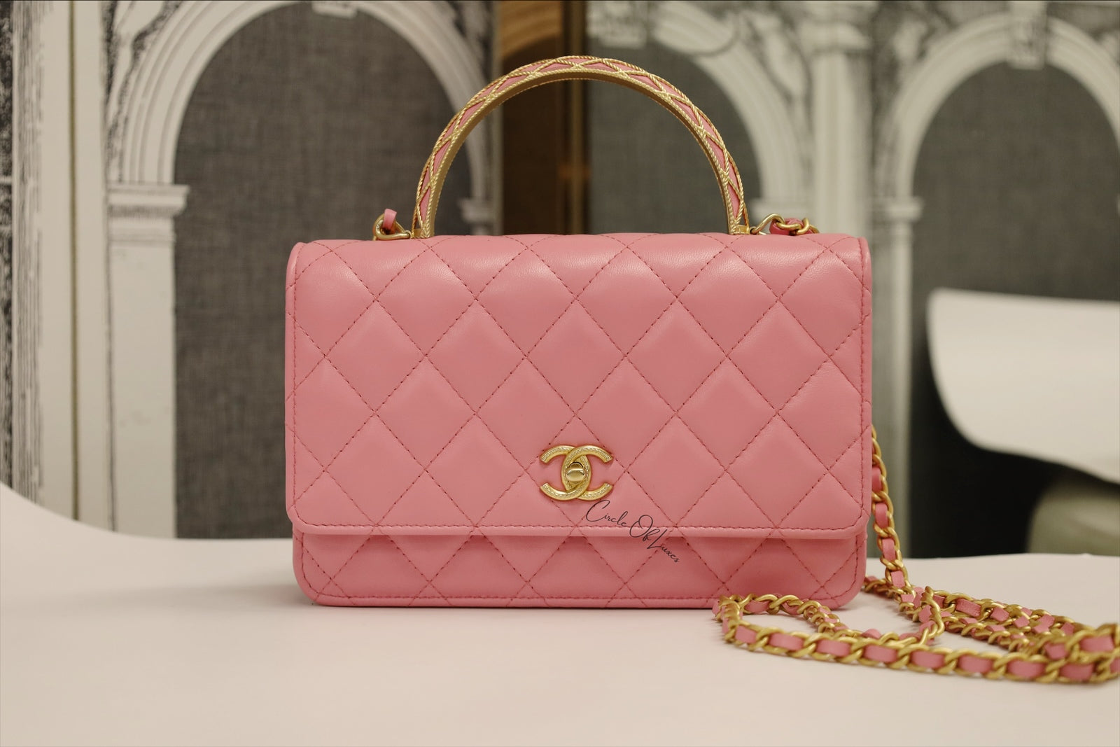 CHANEL WOC TOP HANDLE PINK GHW LAMSKIN