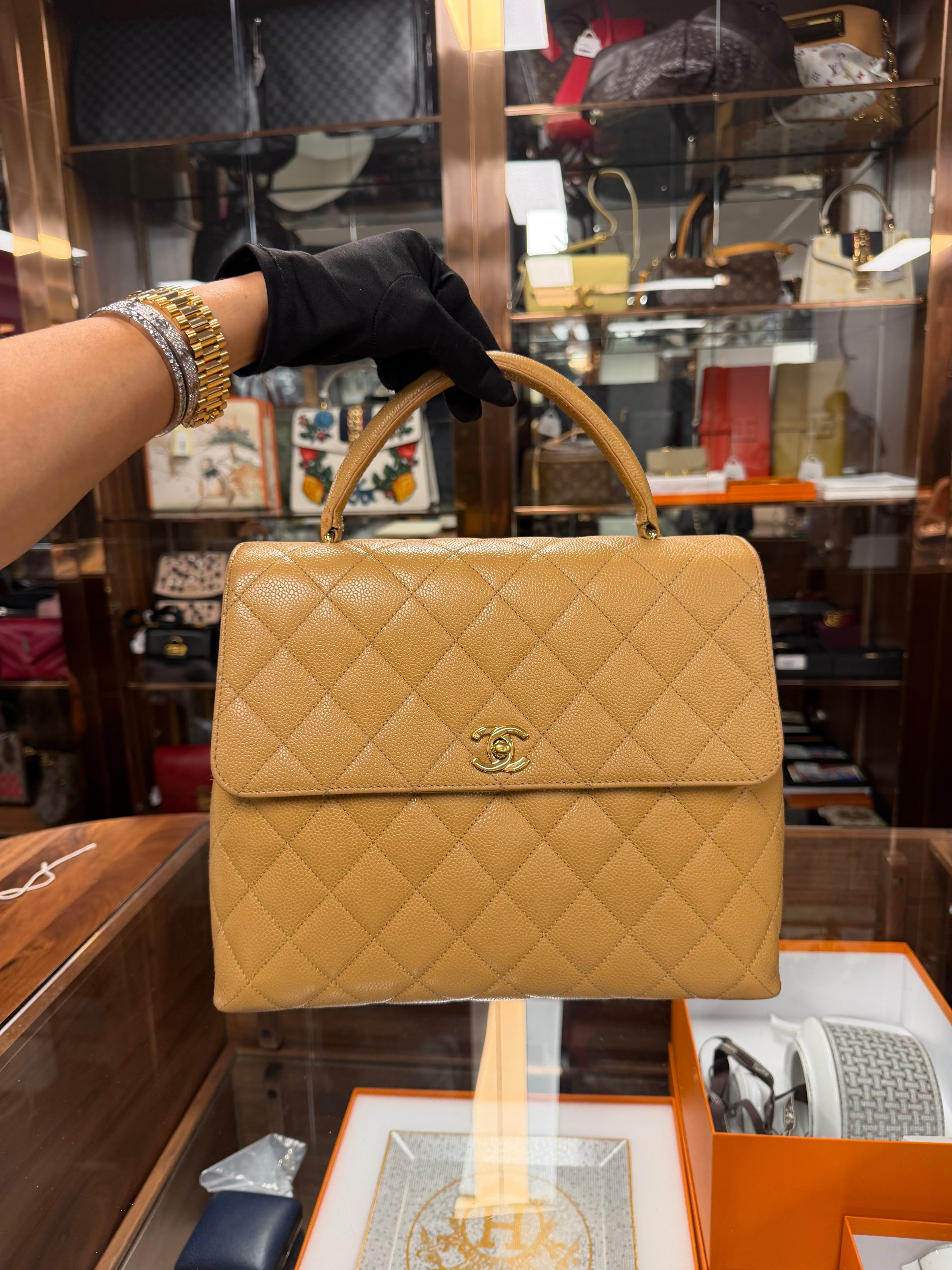 C C KELLY TOP HANDLE CAVIAR BEIGE GHW VINTAGE