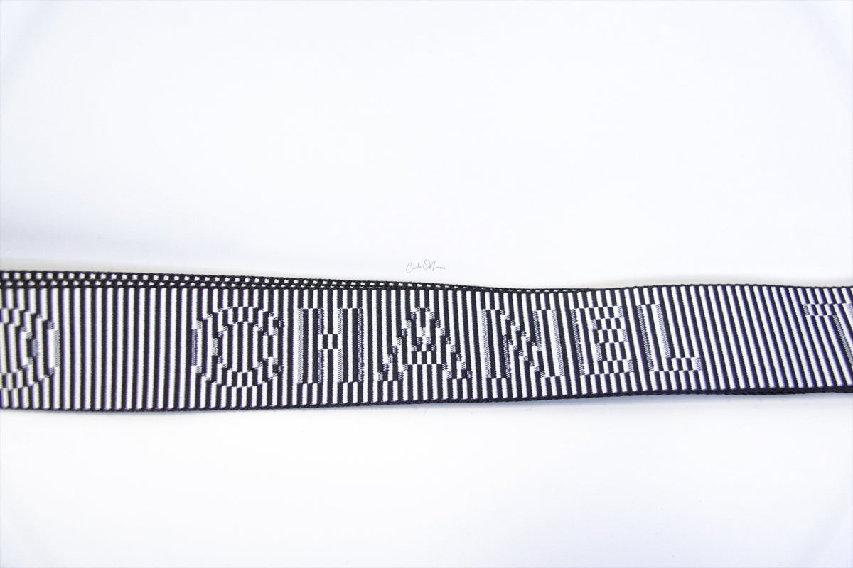 CHANEL LUGGAGE STRIPED STRAP