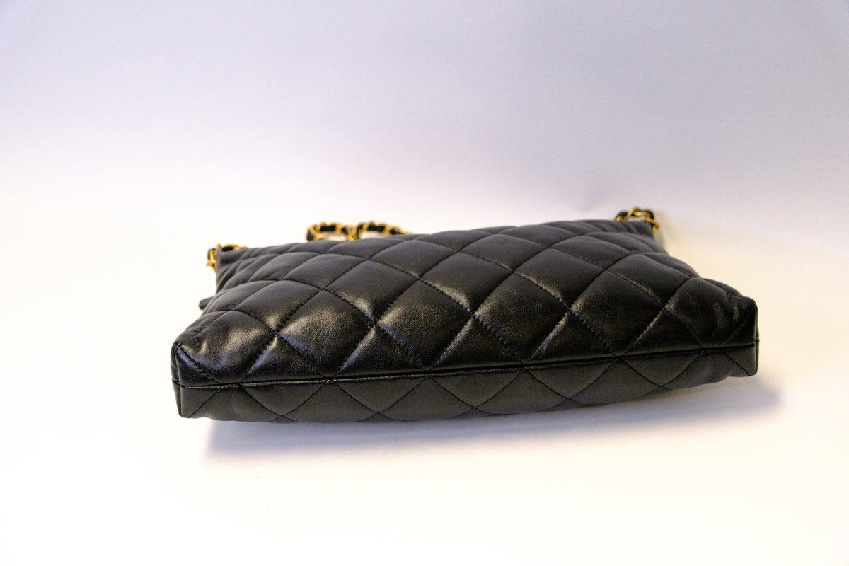 CHANEL 25s HOBO BLACK 26cm