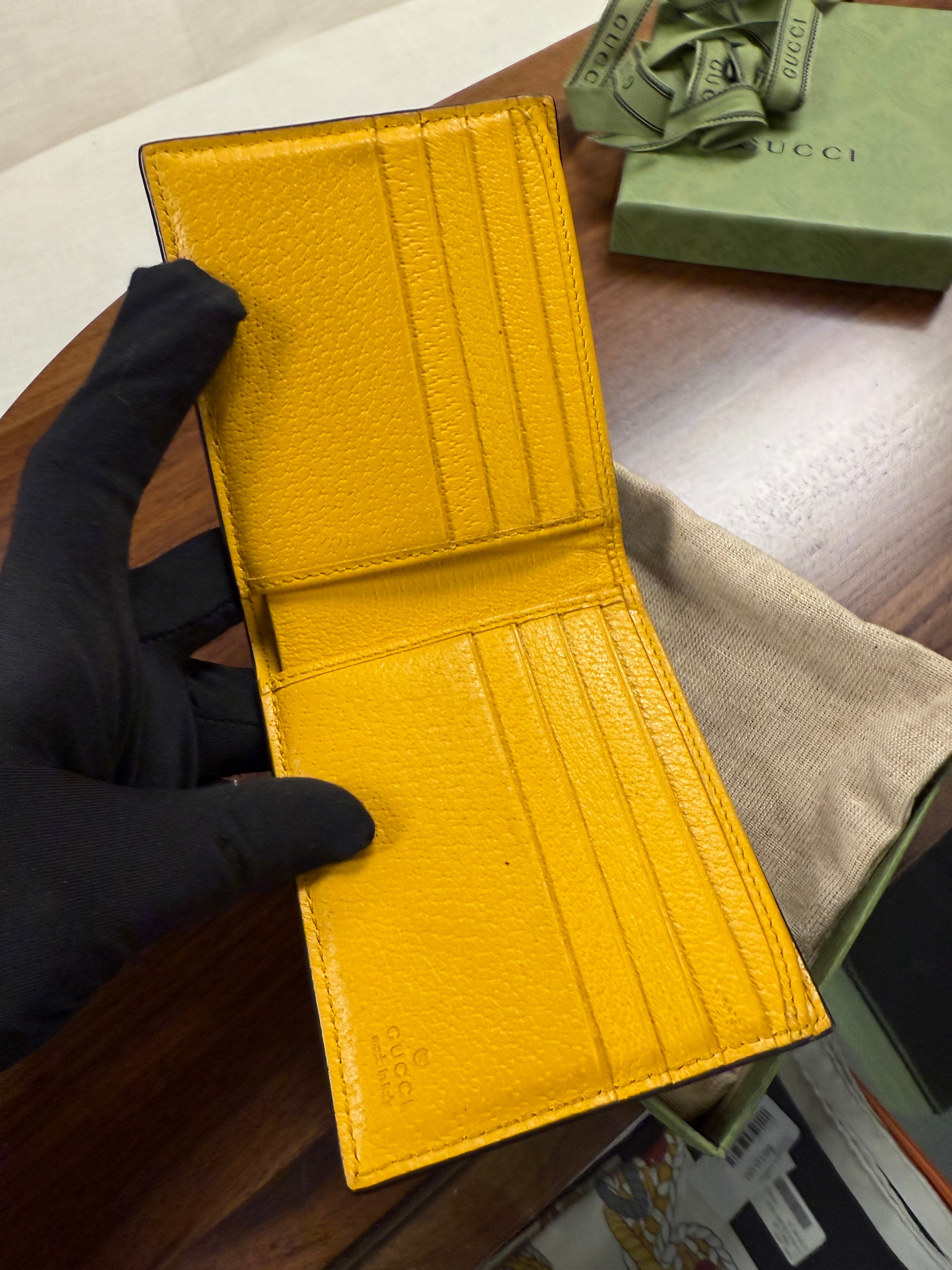 Gucci GG Supreme Bifold Wallet