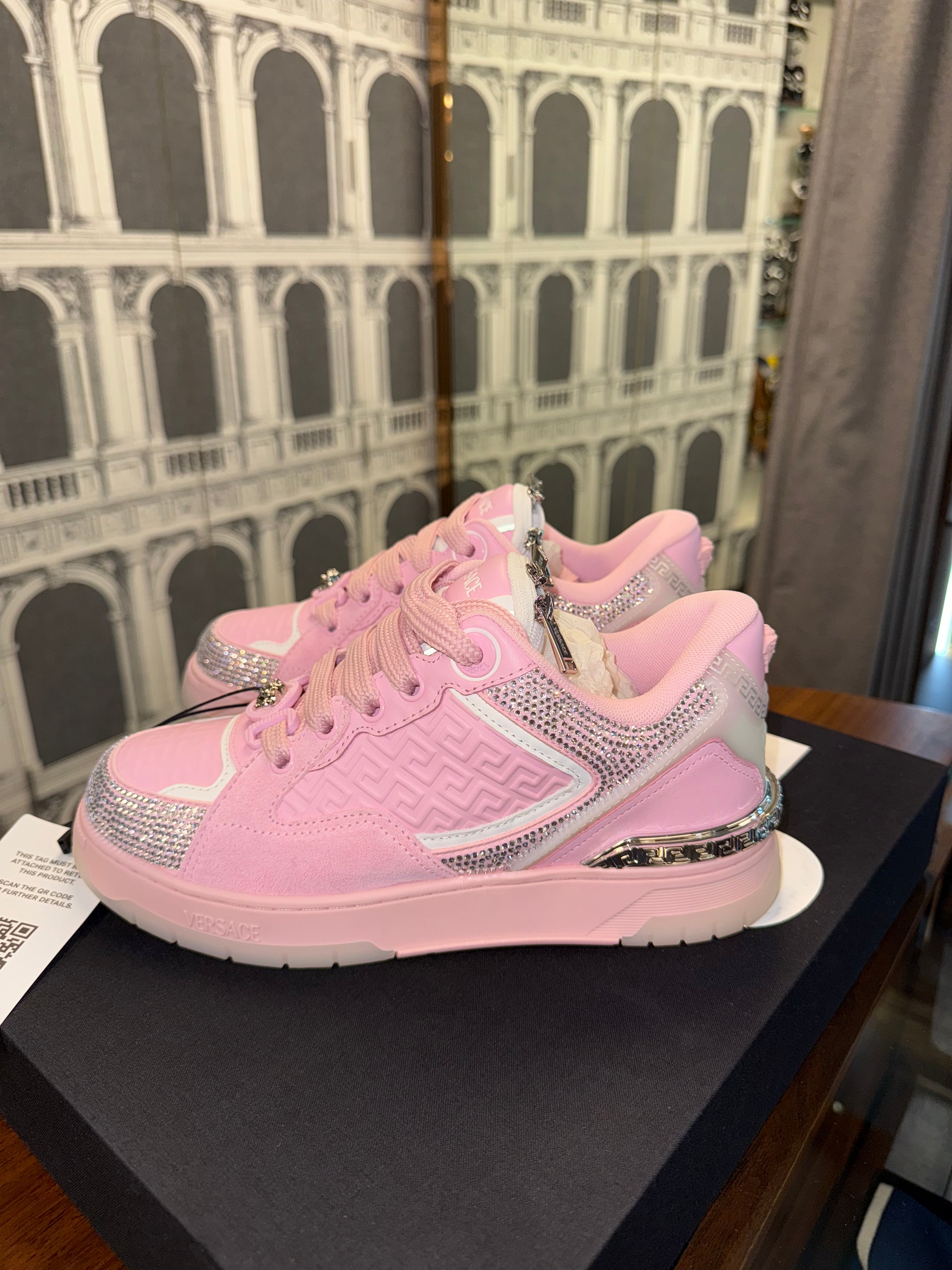 VESACE BIGGIE BASKET SNEAKERS PINK  SIZE 38EU