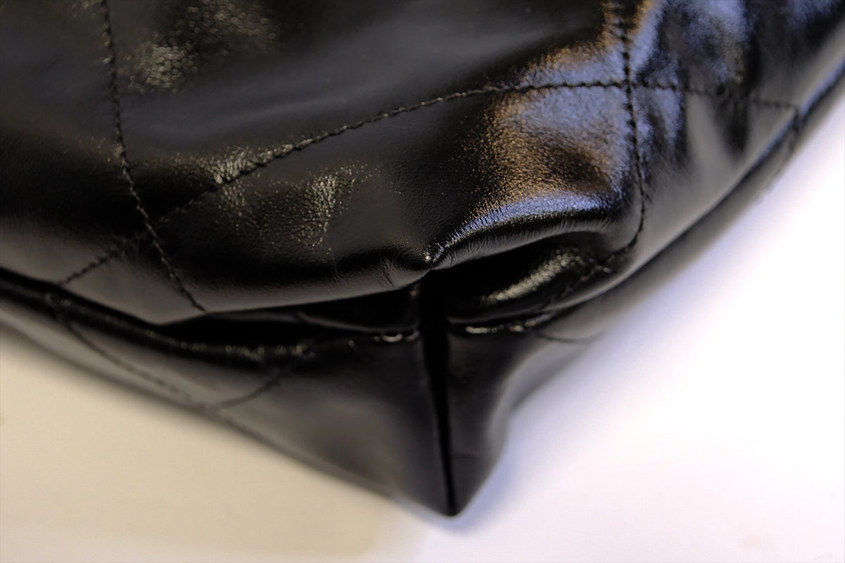 CHANEL C22 SMALL BLACK