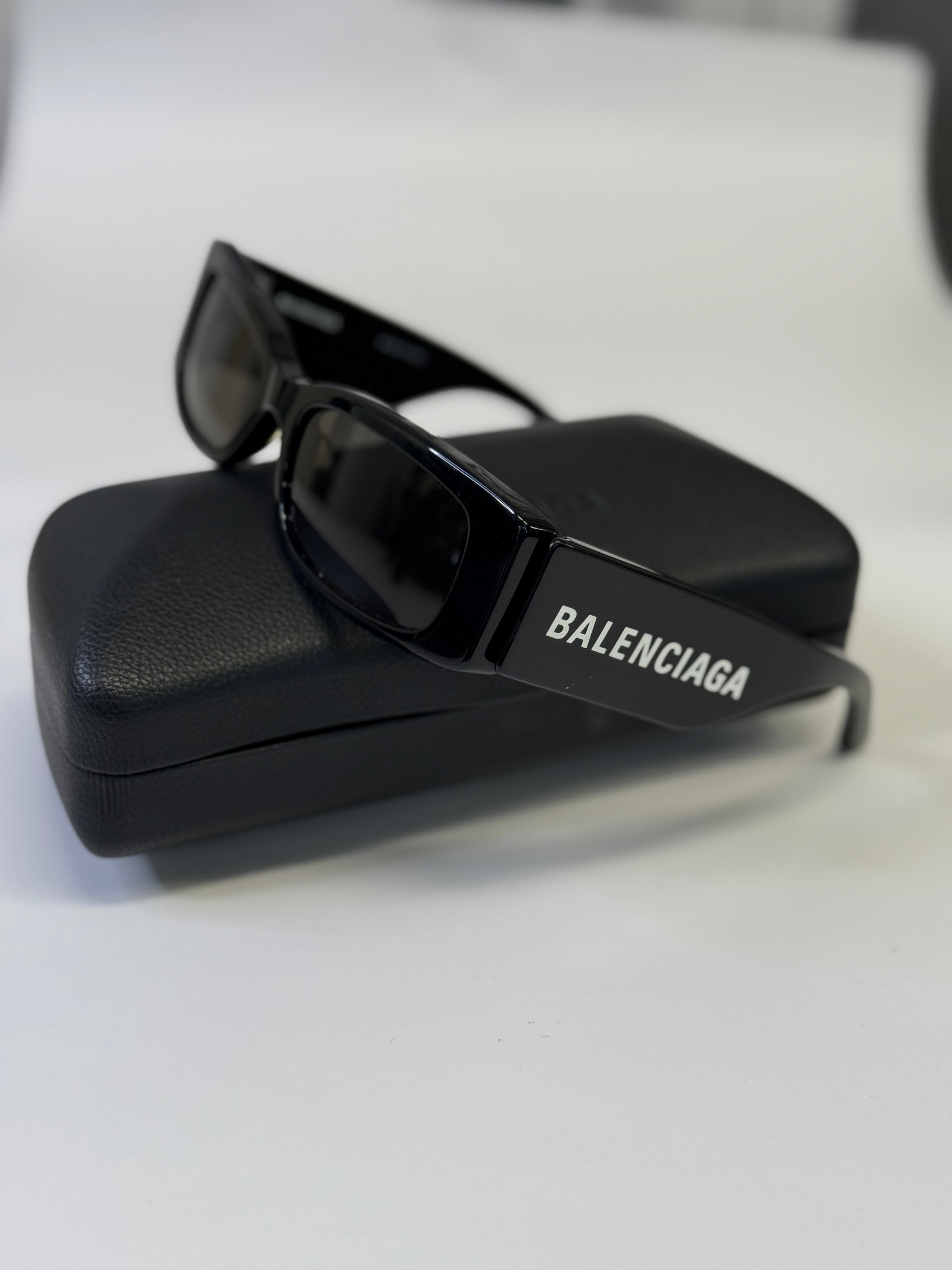 BALENCIAGA GLASS BLACK
