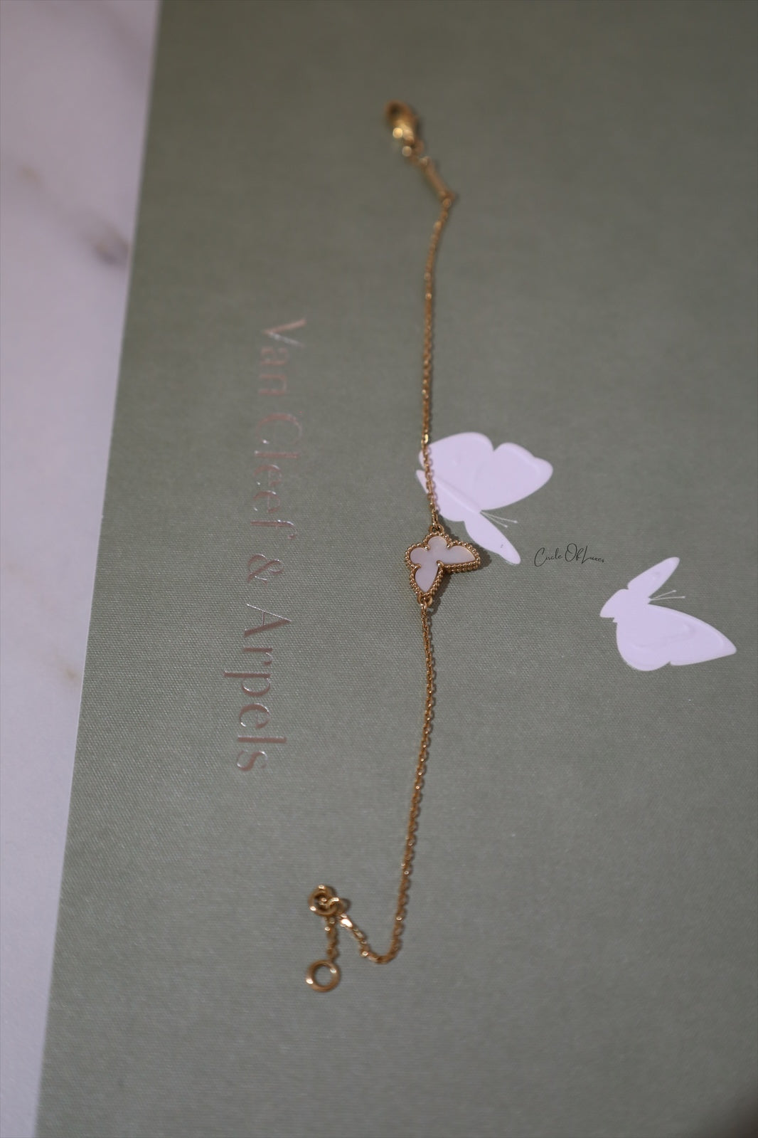 VANCLEEF  & APRELS SWEET BUTTERFLY BRACELET MOP 18k YG
