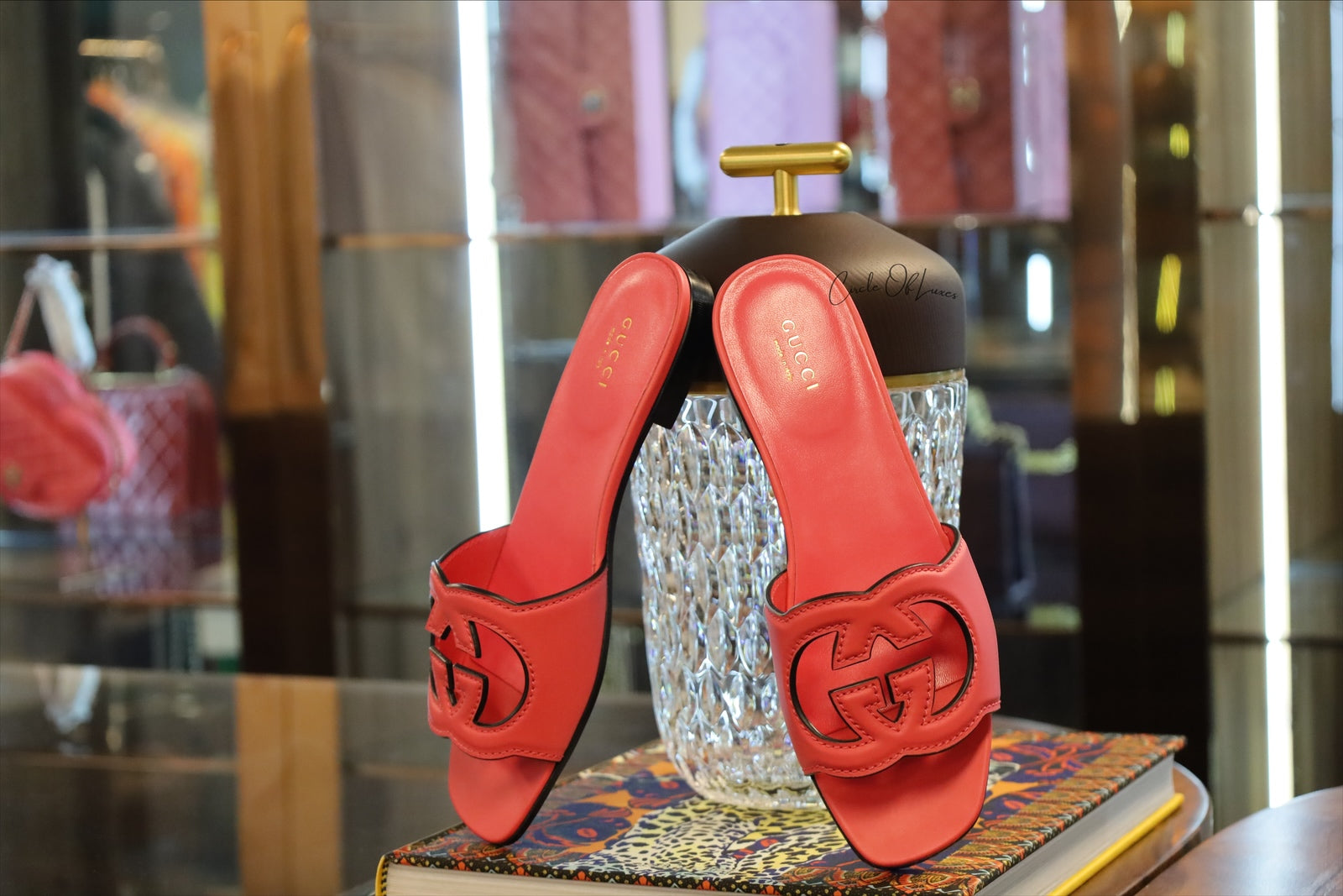 GUCCI GG SLIDE PINK CALFKSIN LEATHER SIZE 37 1/2