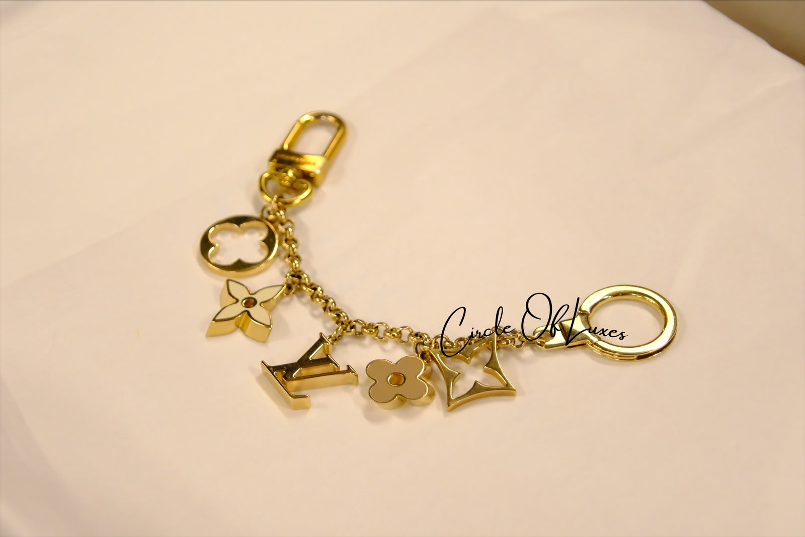 LOUIS VUITTON Fleur de Monogram Bag Charm Chain