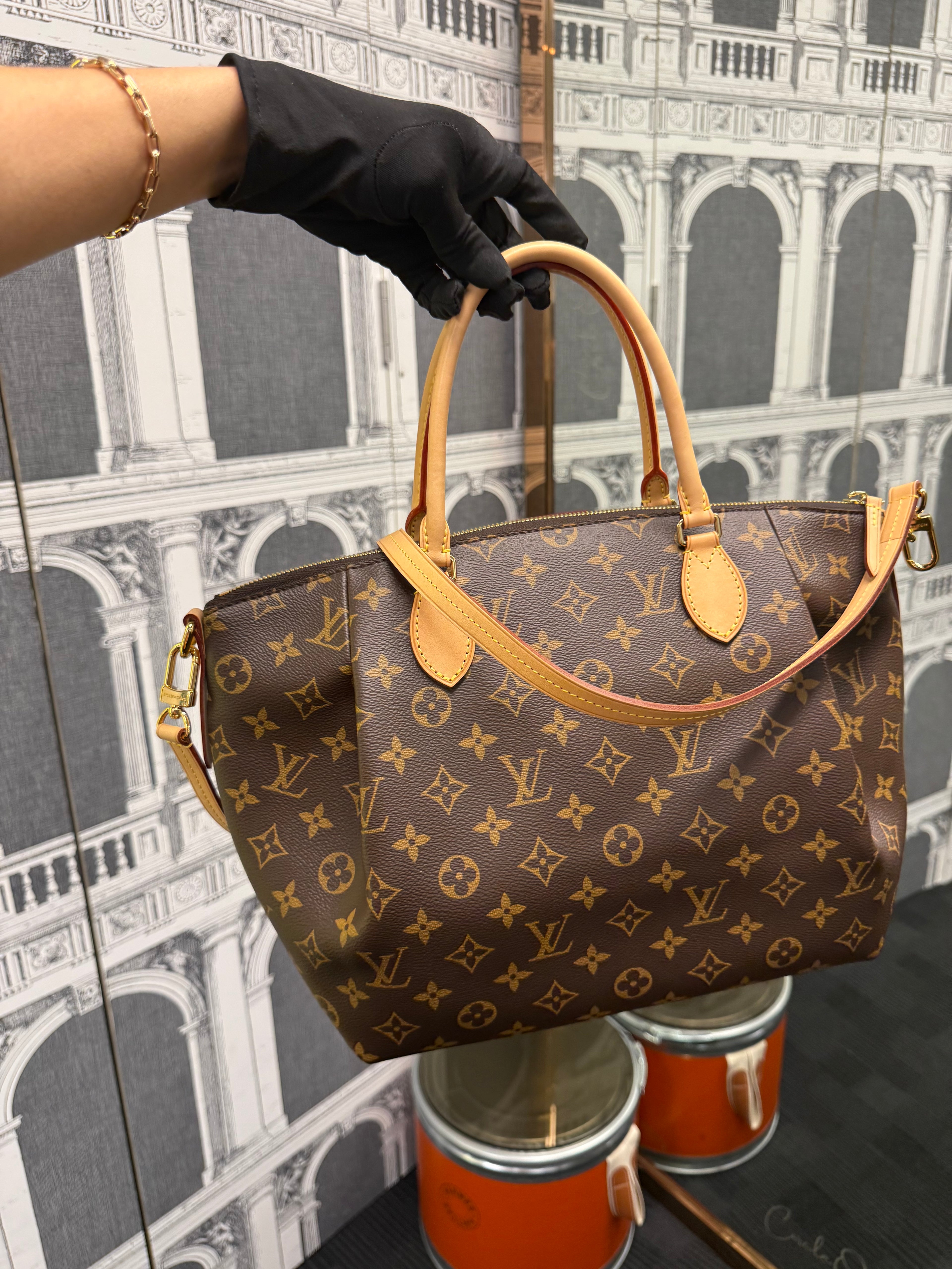 HOLD-LOUIS VUITTON TURENE MM MONOGRAM