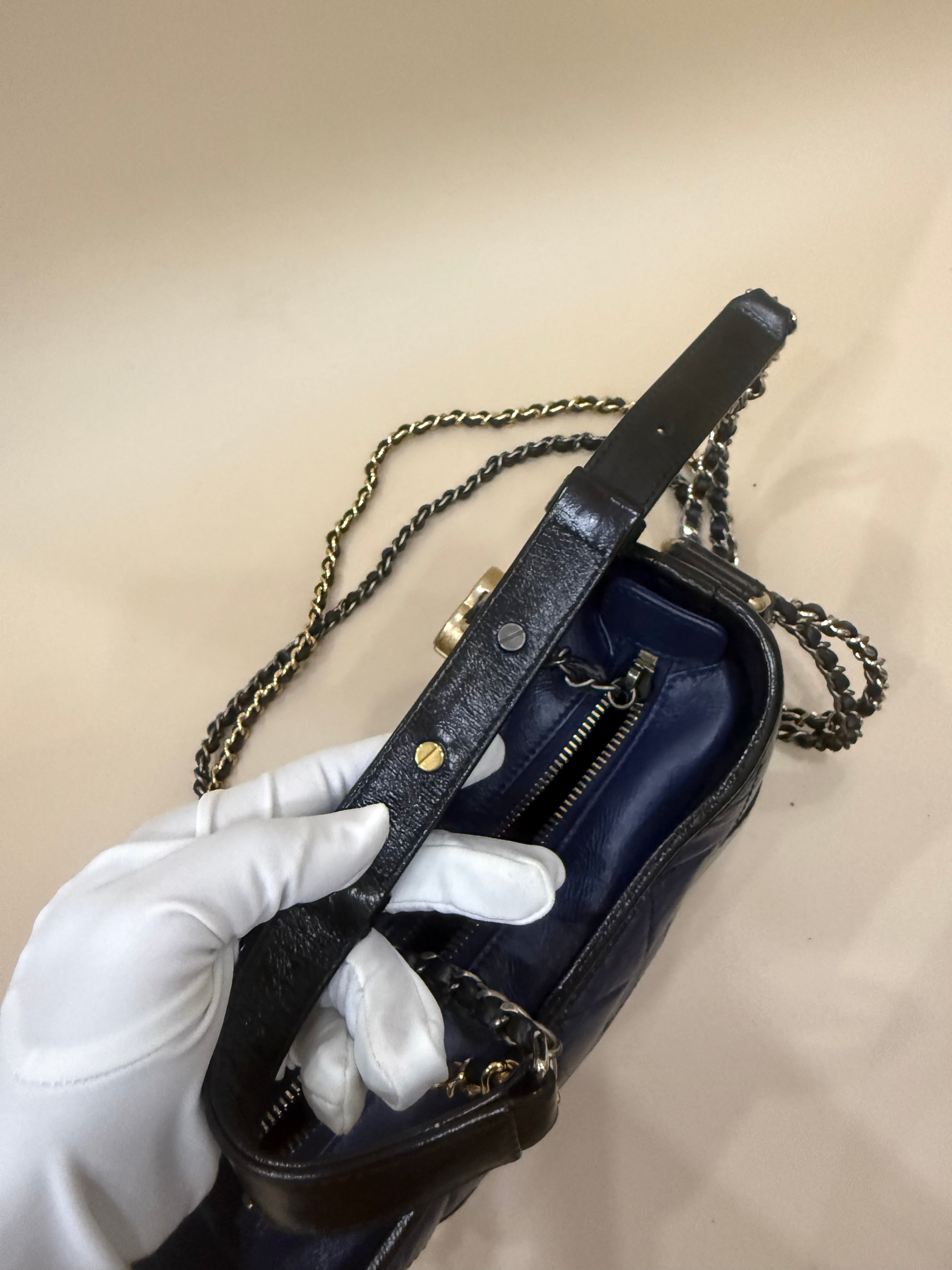 CHANEL SMALL GABRIELLE NAVY/BLACK CALFSKIN MIXED HARDWARE