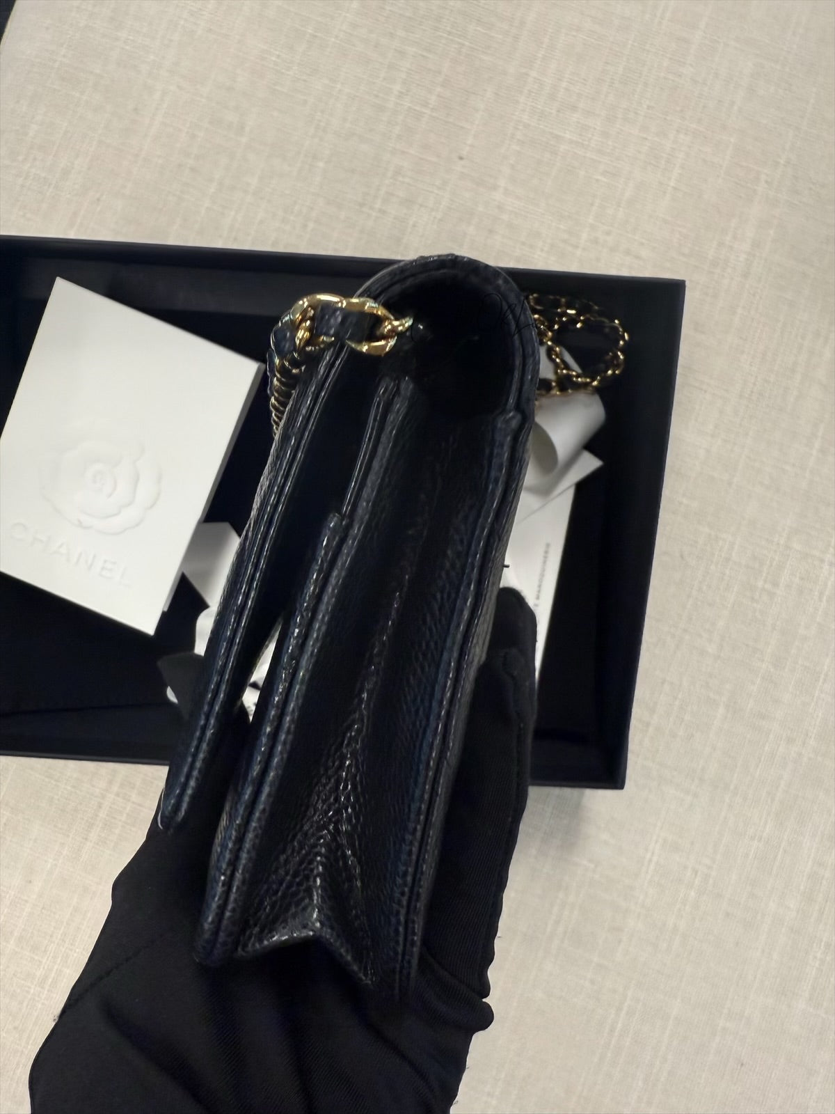 CHANEL WOC BLACK CAVIAR GHW (microchip)