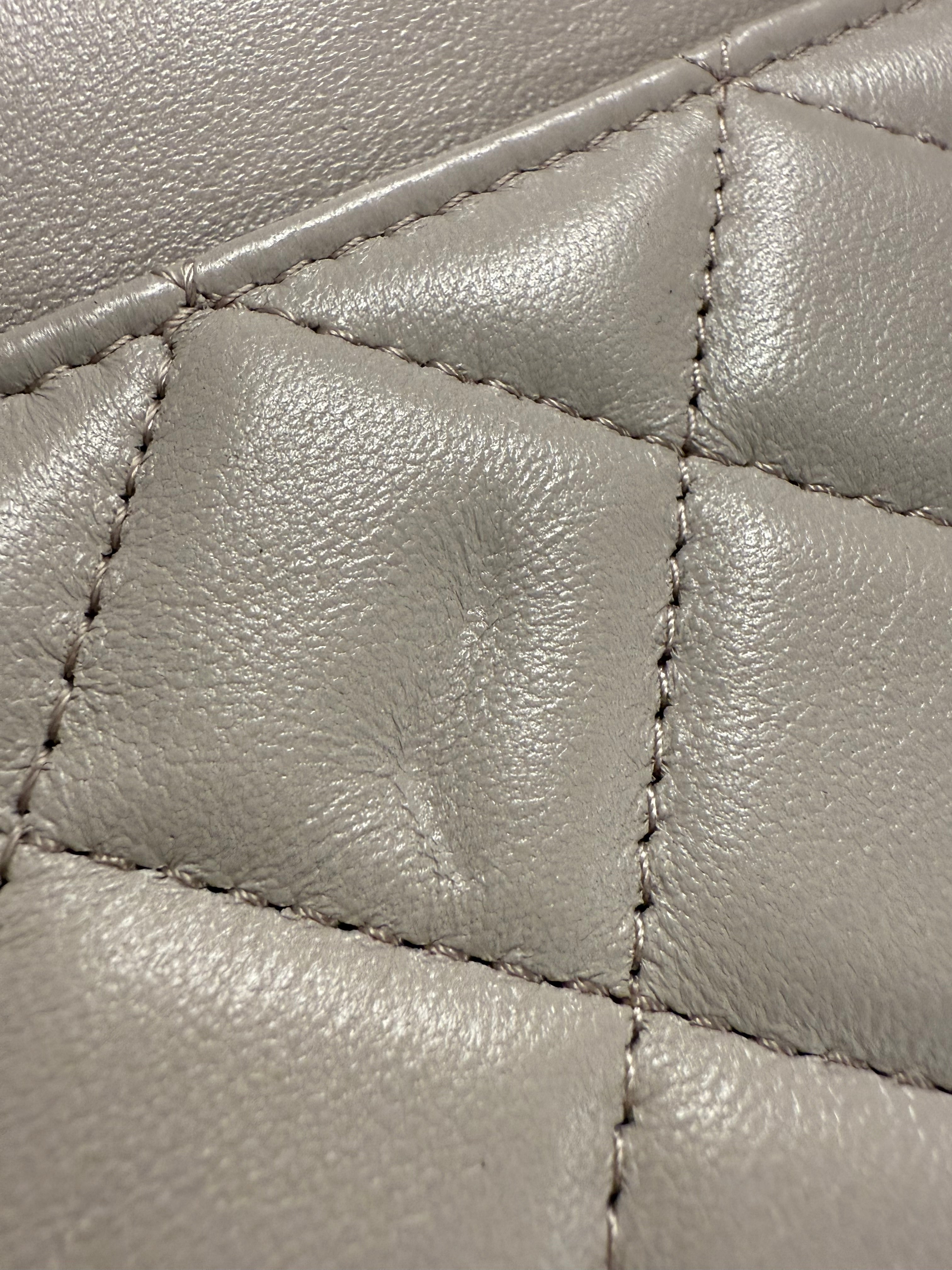 CHANEL WALLET ON CHAIN LILAC LAMBSKIN GBHW