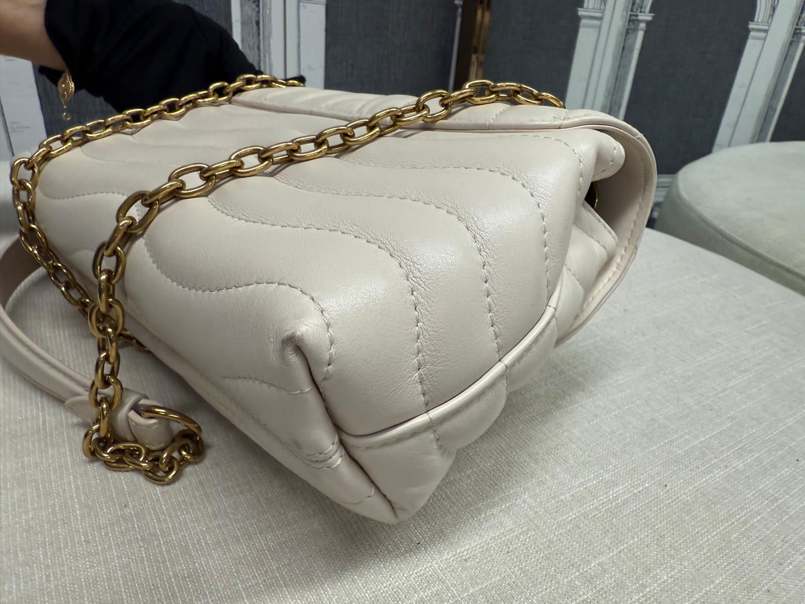 LOUIS VUITTON  NEW WAY MM IVORY CHAIN BAG