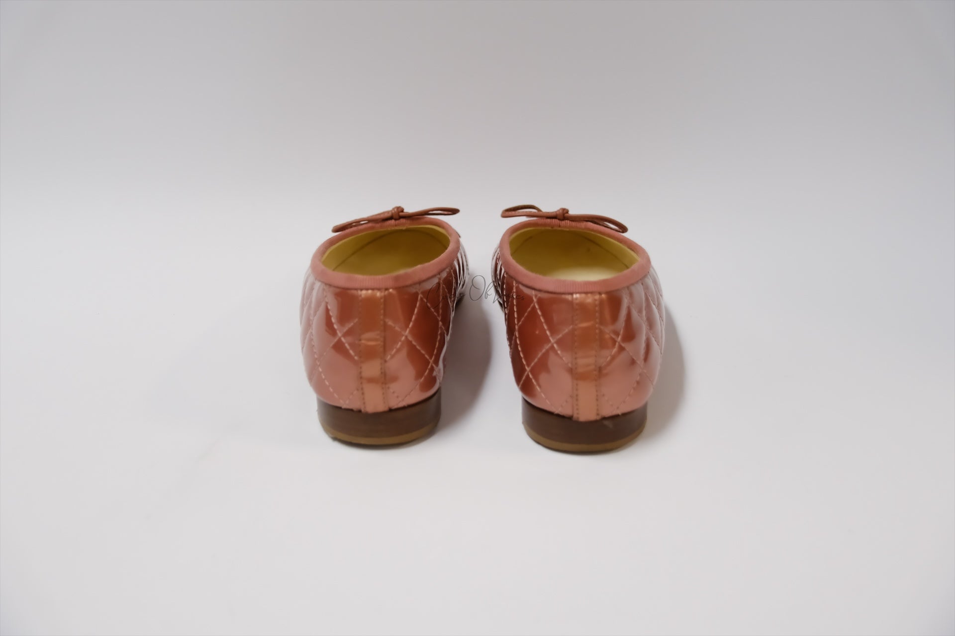 CHANEL BALLETS PINK PATENT BALLERINA SIZE 35.5
