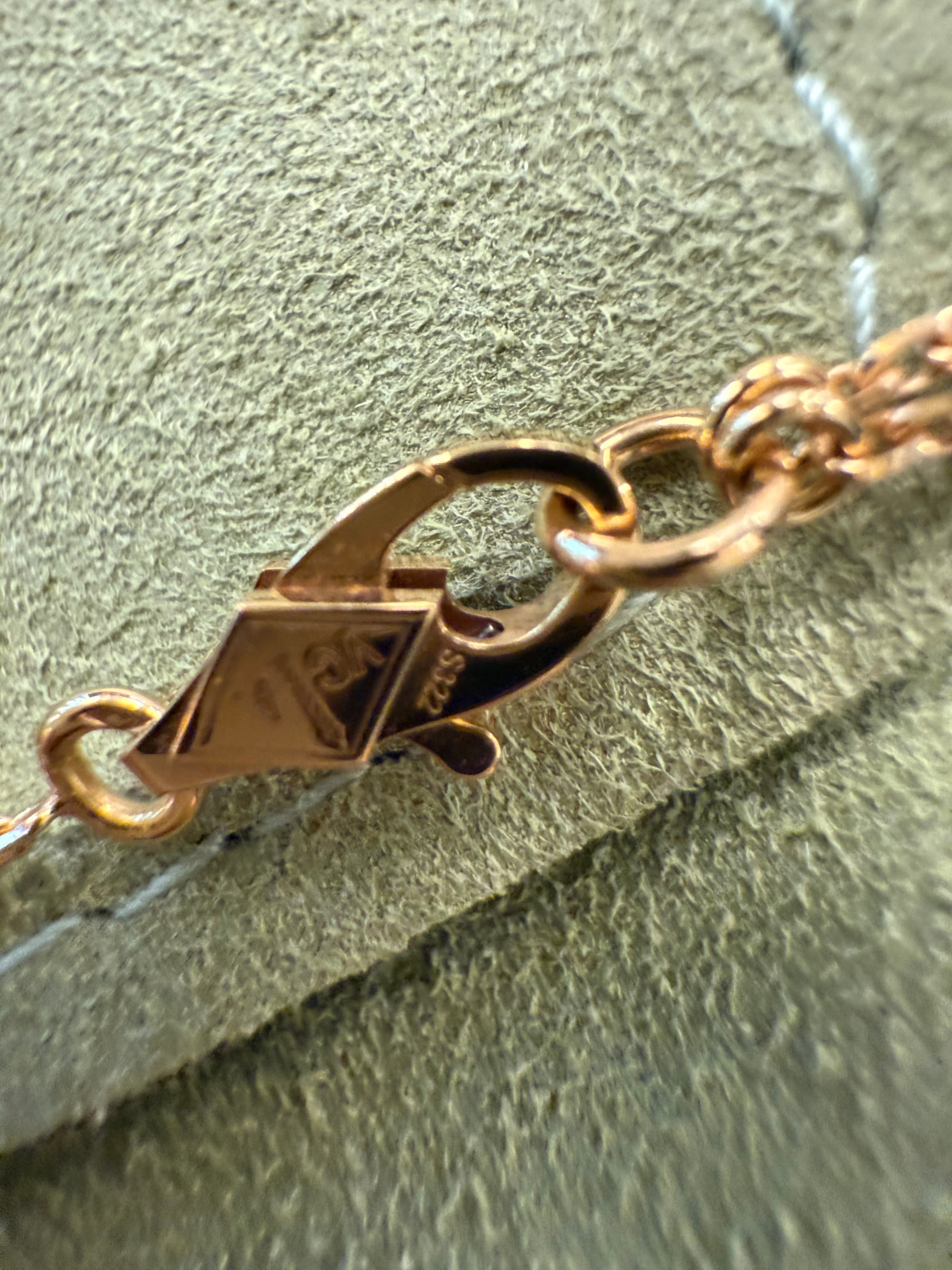 VANCLEEF & ARPELS SWEET PENDANT CARNELIAN  RHHW