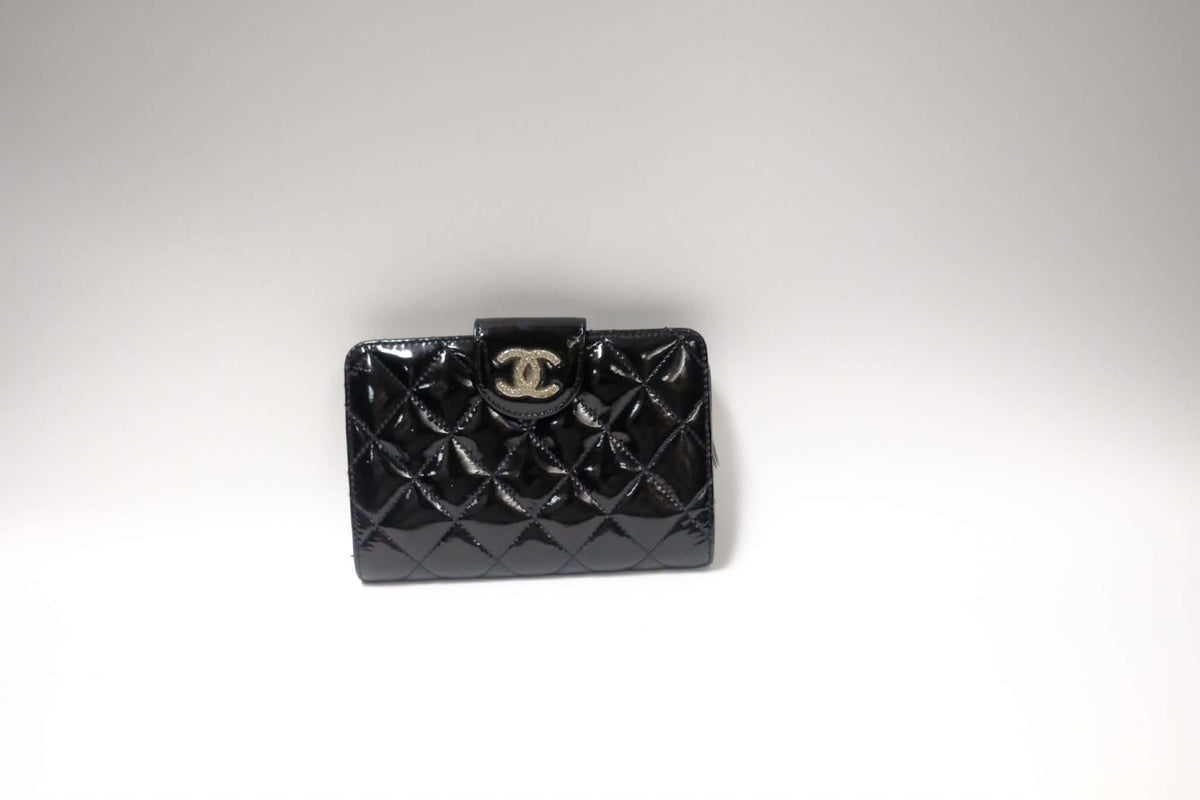 CHANEL QUILTED PATENT MEDIUM FLAP FRENCH WALLET