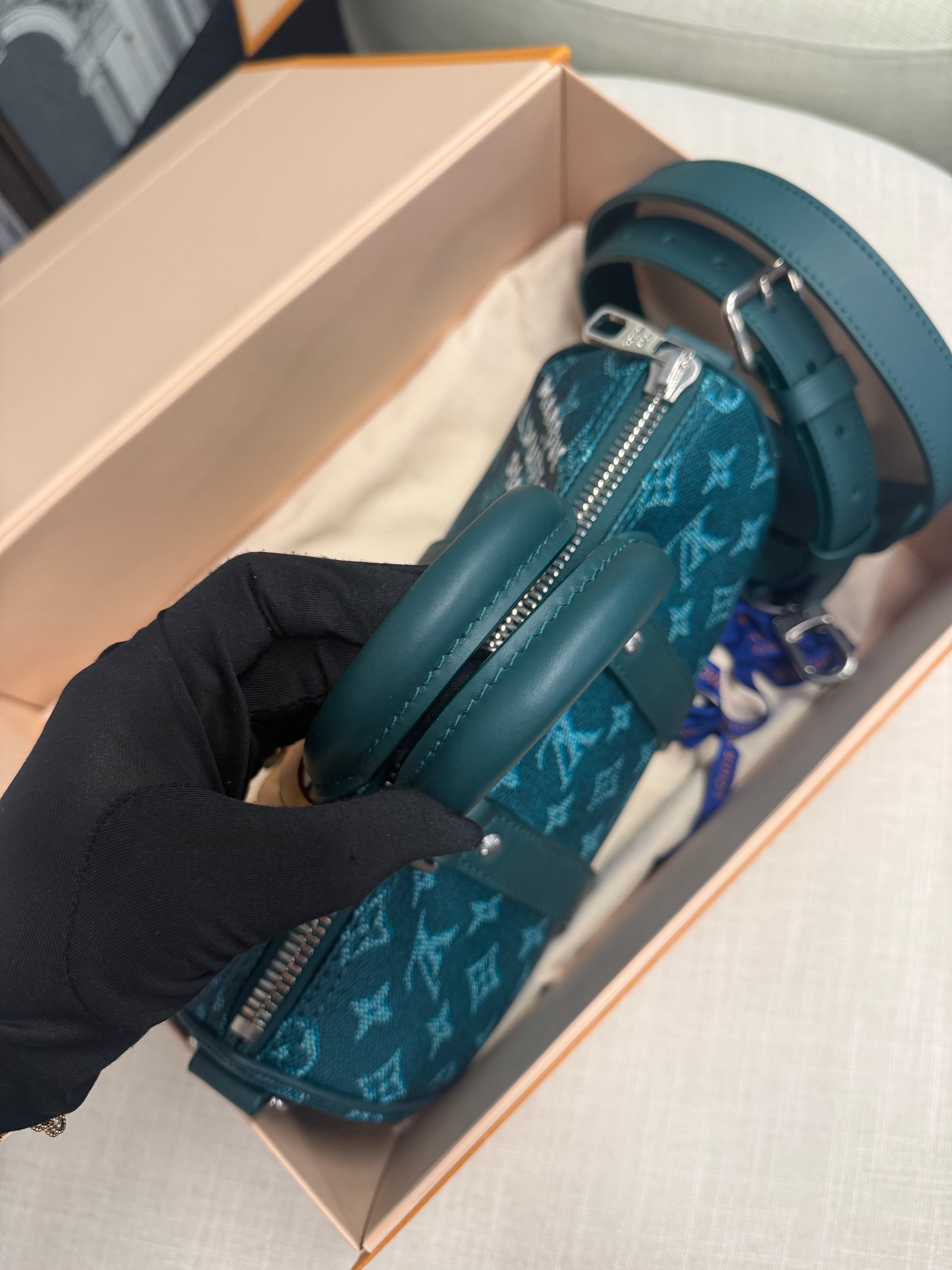 LOUIS VUITTON KEEPALL  25 GREEN