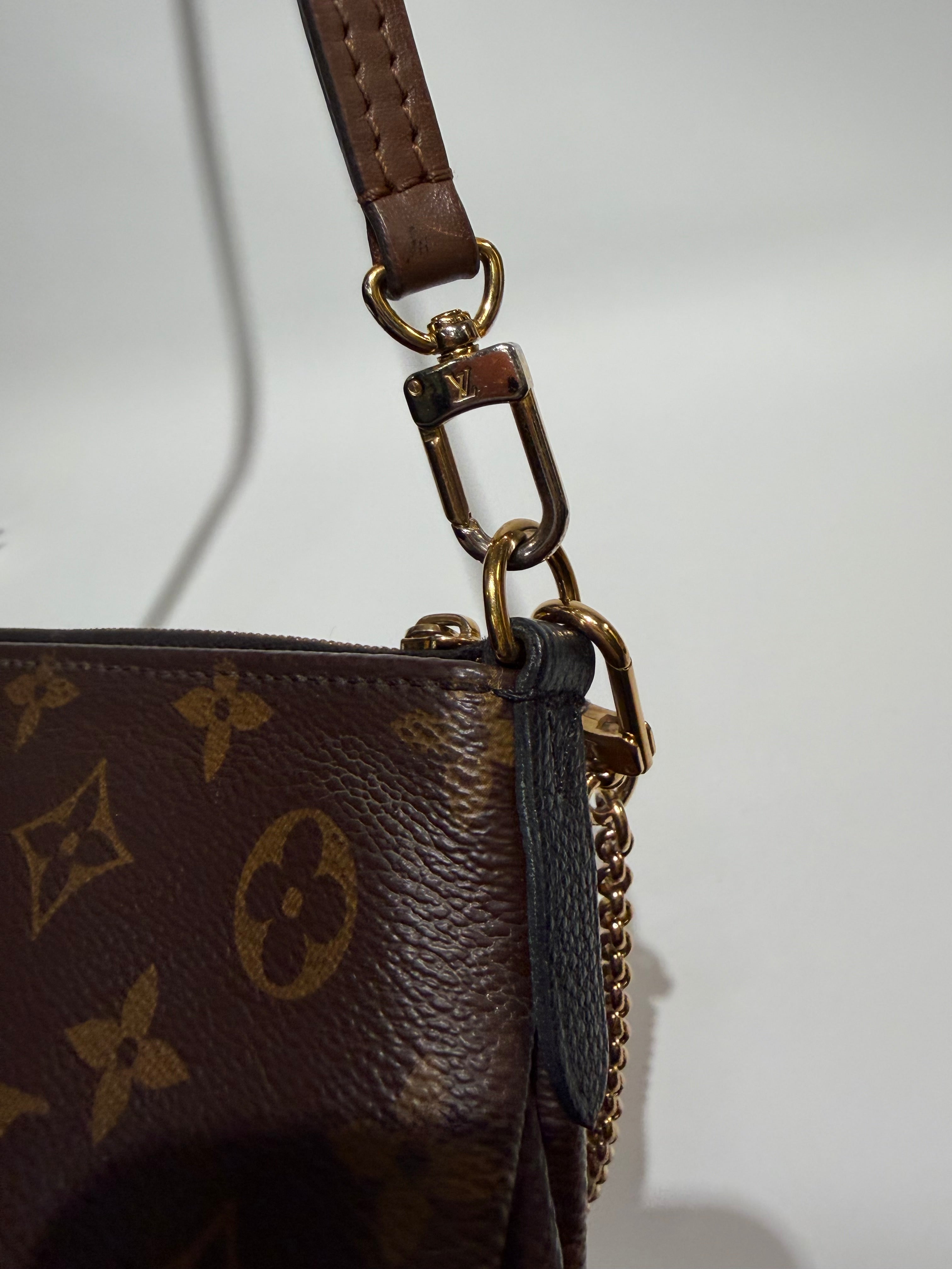 LOUIS VUITTON PALLAS MONOGRAM /NOIR CLUTCH  2