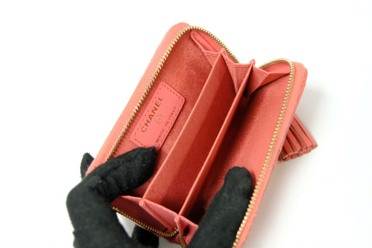 CHANEL QUILTED TASSEL ZIPPY COIN PURSE/WALLET