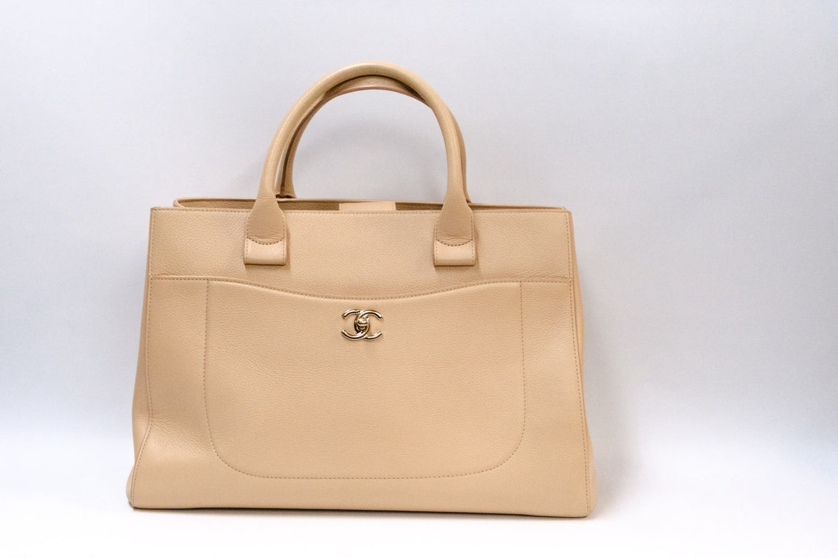 Chanel Cerf Executive Tote Medium Beige Caviar Leather Ghw