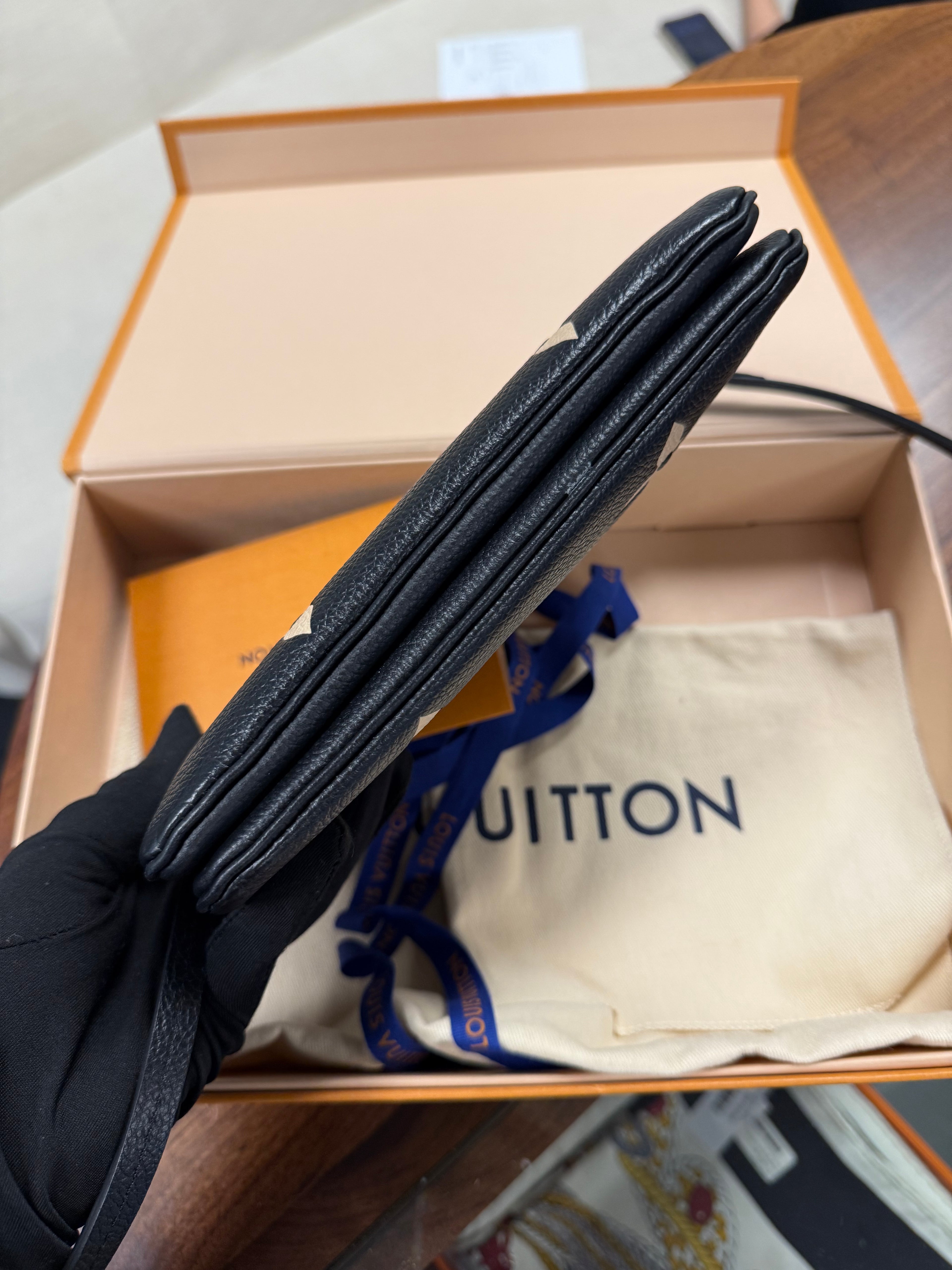 LOUIS VUITTON DOUBLE ZIP EMPRINENTE