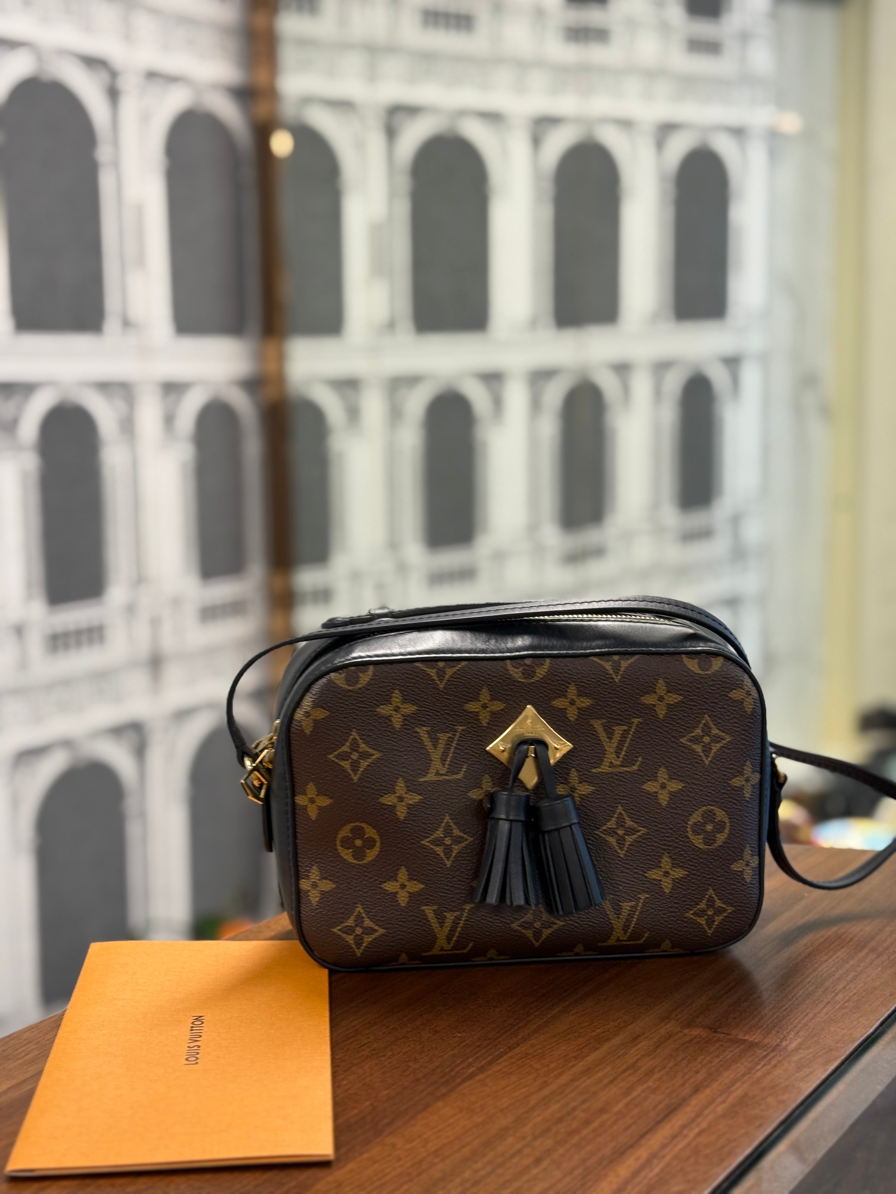LOUIS VUITTON SAINTONGE MONOGRAM NOIR