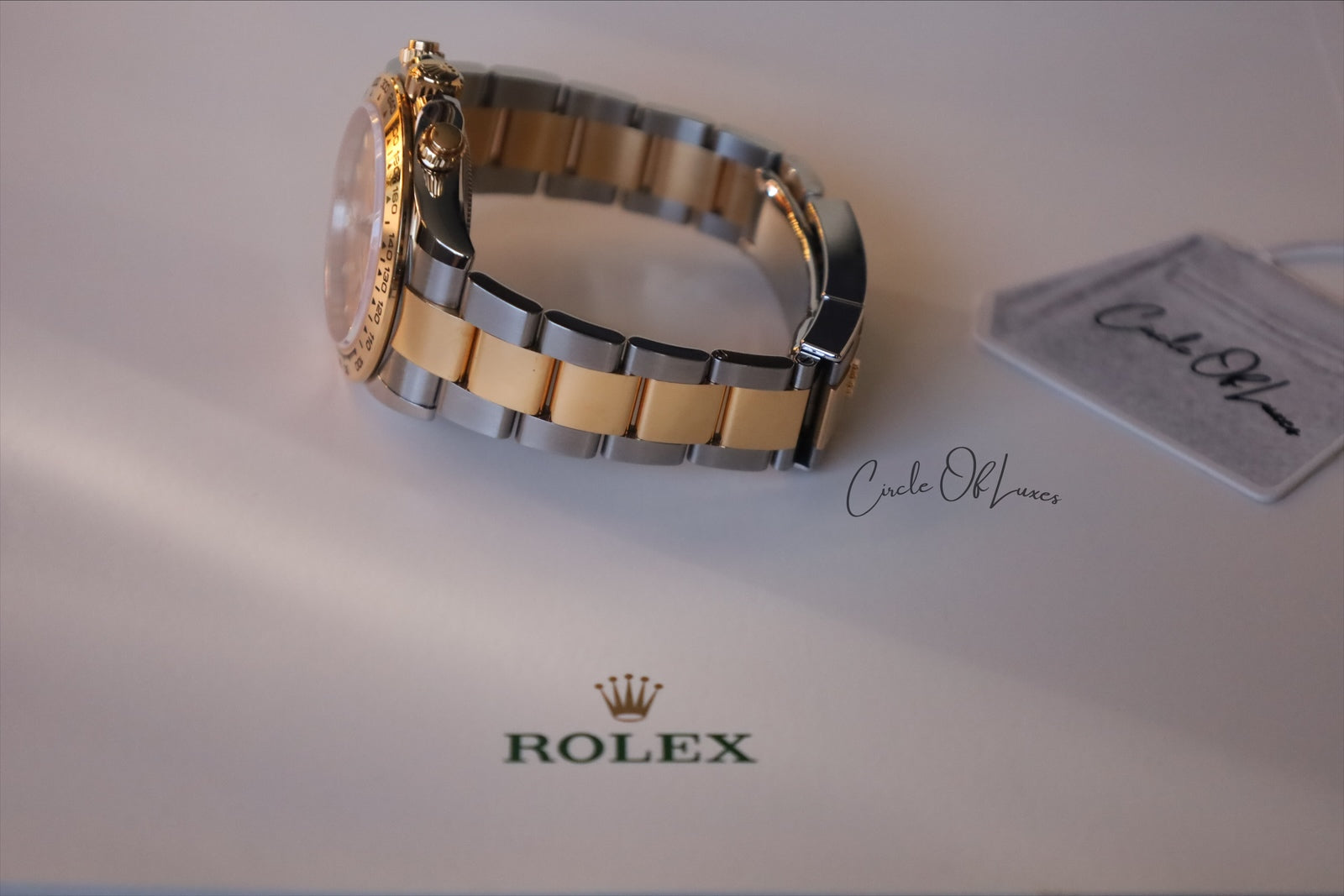 ROLEX OYSTER PERPETUAL COSMOGRAPH DAYTONA CHAMPAGNE DIAL