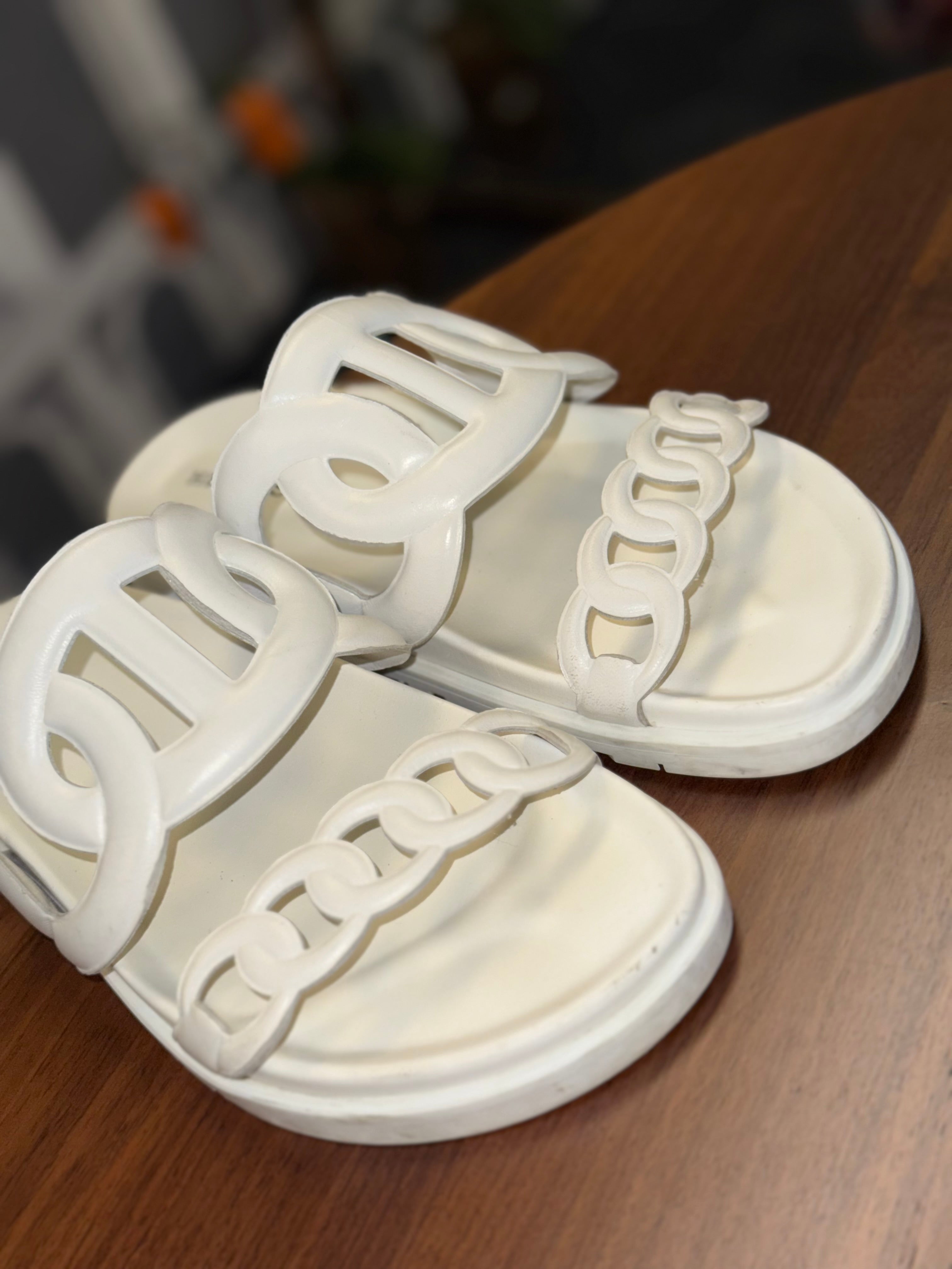 HERMES EXTRA SANDAL WHITE LEATHER SIZE 36