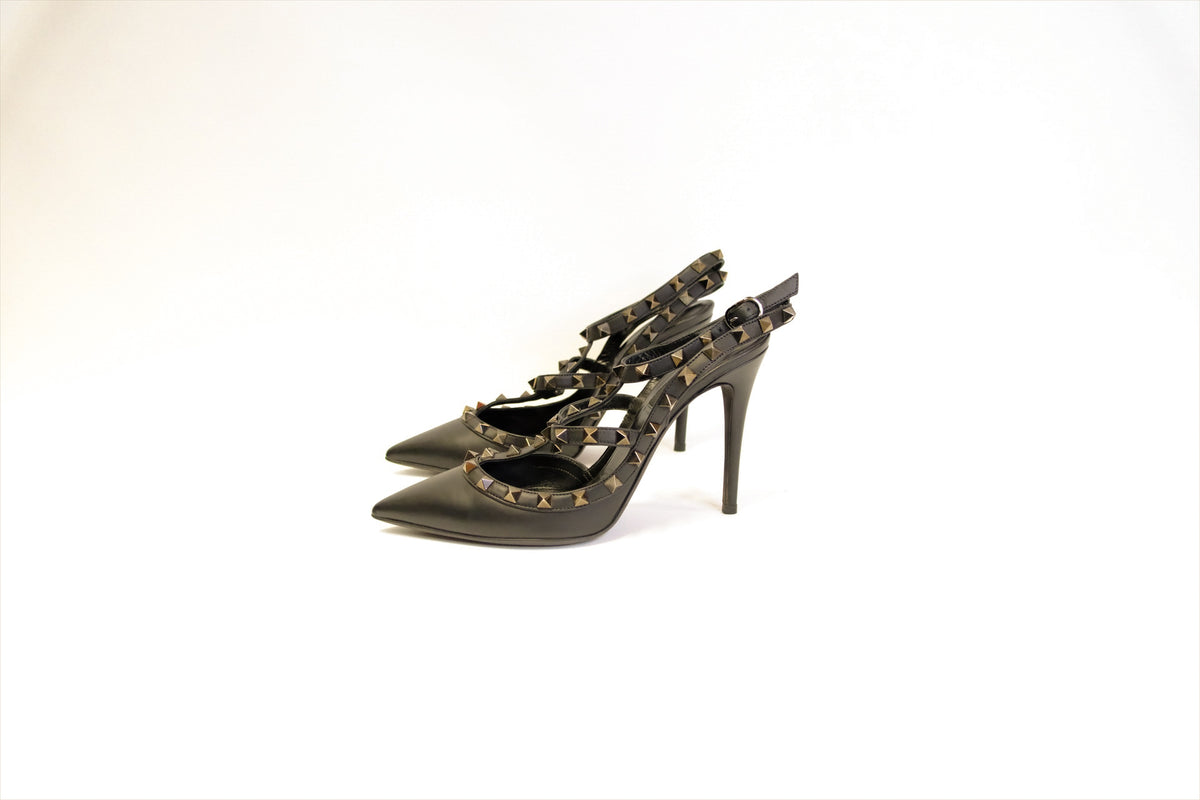 VALENTINO GARAVANI ROCKSTUD ANKLE STRAP PUMP SIZE 38.5