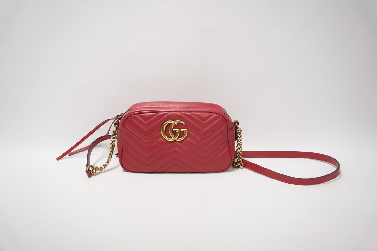 GUCCI SMALL CAMERA MARMONT RED